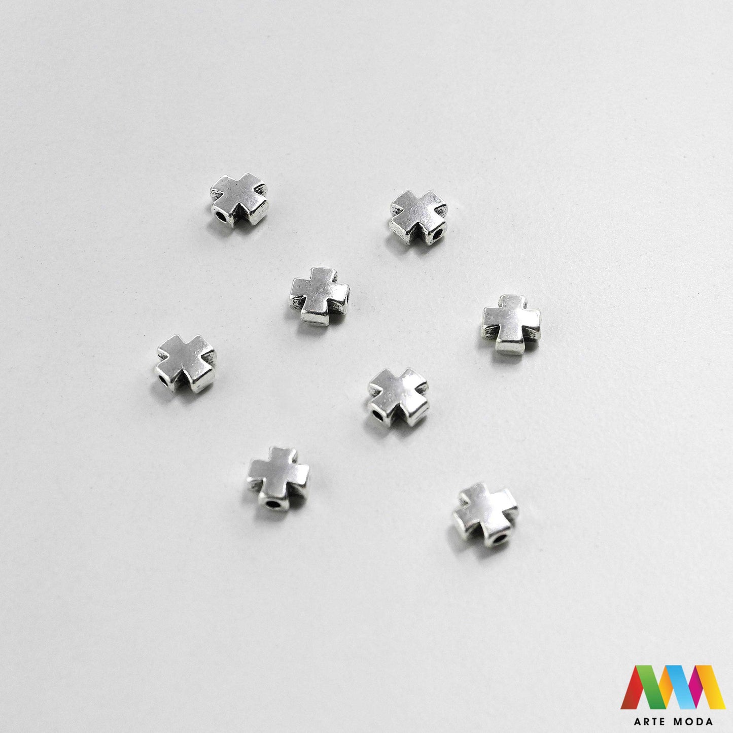 metalni sakralni privjesci krunice jednom rupom vjerski izrada krunica sakralni nakit molitvene narukvice kršćanski medaljice DIY religiozni uradi sam križevi medaljica sakralne predmete metalnim privjescima jednu rupu nizanje na lančić konac žicu izradu krunica molitvenih narukvica drugih vjerskih suvenira te brojanica ogrlica dodatak za privjeske za ključeve torbe Izrađeni su od metala jedinstven vjerski predmet poklon Neka vaša vjera inspirira vašu kreativnost arte moda repromaterijal