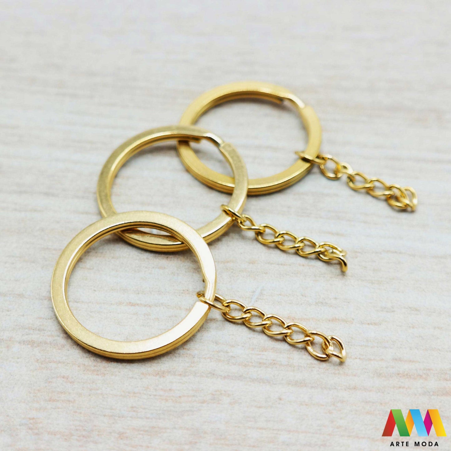 privjesak za ključeve alka alke ključ od čelika repromaterijal čelični nehrđajući Alke za ključeve izrađene od nehrđajućeg čelika 316L koje služe kao baza za izradu privjeska za ključeve najčešće se na njih stavljaju privjesci ili pločice za gravuru