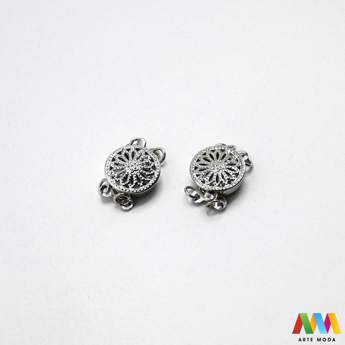 ukrasna kopča starinski nakit togl zatvarač DIY vintage romantični ukrasne kopče motivima OT dekorativni zatvarači metalni pribor statement završeci ogrlica luksuzni zlatne srebrne narukvica ukrasima luksuzne Mornarska detalje kolekcija ukrasnih metalnih kopči motive srca leptira kormila filigrana portreta dekorativni zatvarači pretvaraju svaku ogrlicu unikatni komad nakita vintage šarm mornarsku svježinu tematski zatvarači osigurat uradi sam projekt zapažen stilski besprijekoran arte moda repromaterijal