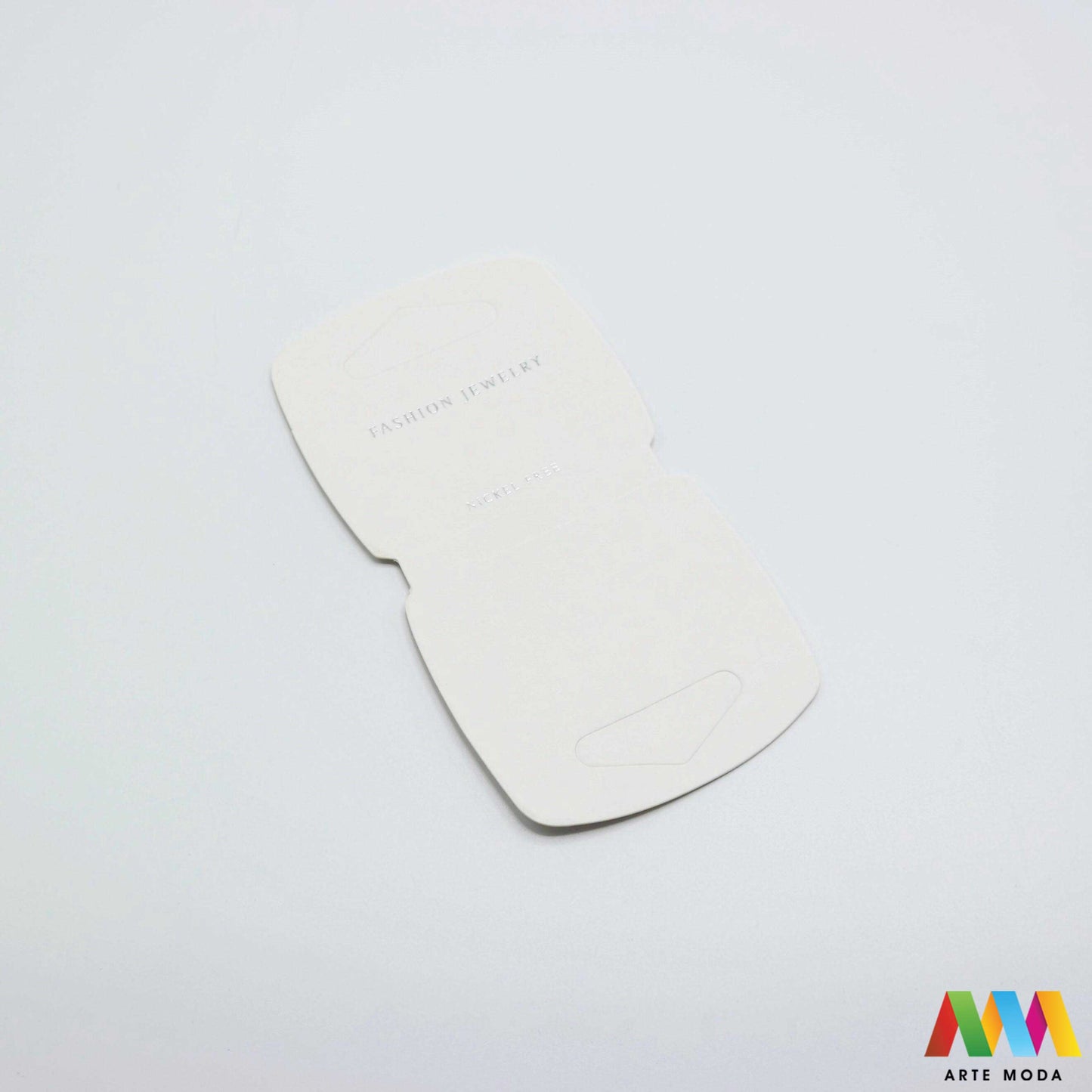 kartoni za izlaganje nakita ambalaža nakit pakiranje DIY ručni rad ogrlice naušnice prstenje nanožnice nanogice karton kartončić papir Idealna ambalaža za zaštitu i prezentaciju vašeg ručno rađenog nakita Nudimo širok izbor ambalaže za nakit koja će vašim kreacijama dati profesionalni izgled Naši kartoni za nakit su izrađeni od kvalitetnih materijala i dizajnirani kako bi zaštitili vaš nakit od oštećenja