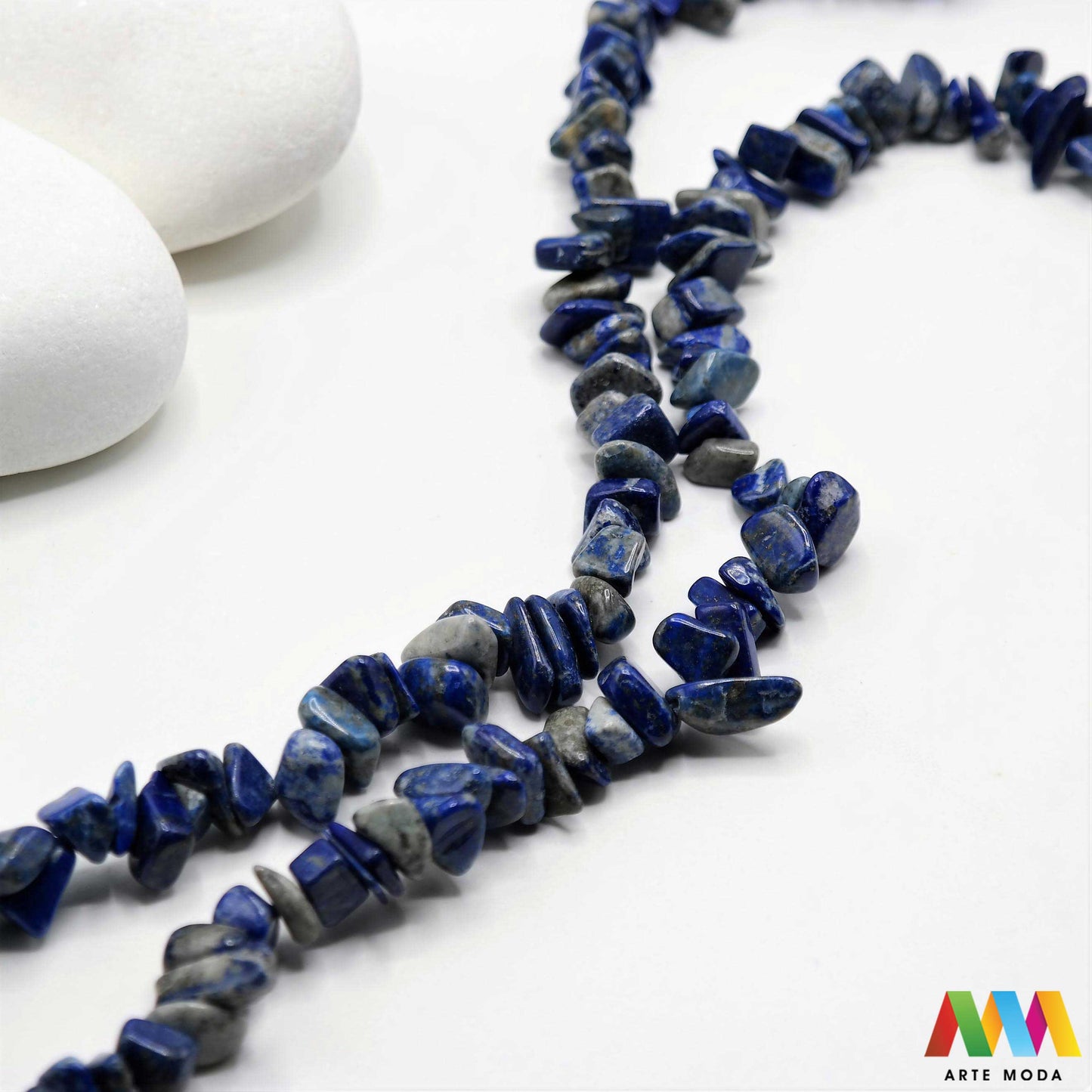 poludragi kamen čips kamenčići nakit diy ručni rad prirodni mineral kristal Lapis Mali komadići prirodnog kamena različitih boja i tekstura idealni za izradu nakita dekoracija i umjetničkih projekata U našoj ponudi pronaći ćete široki izbor čipsa od popularnih poludragih kamenja poput ahata tirkiza ametista i mnogih drugih