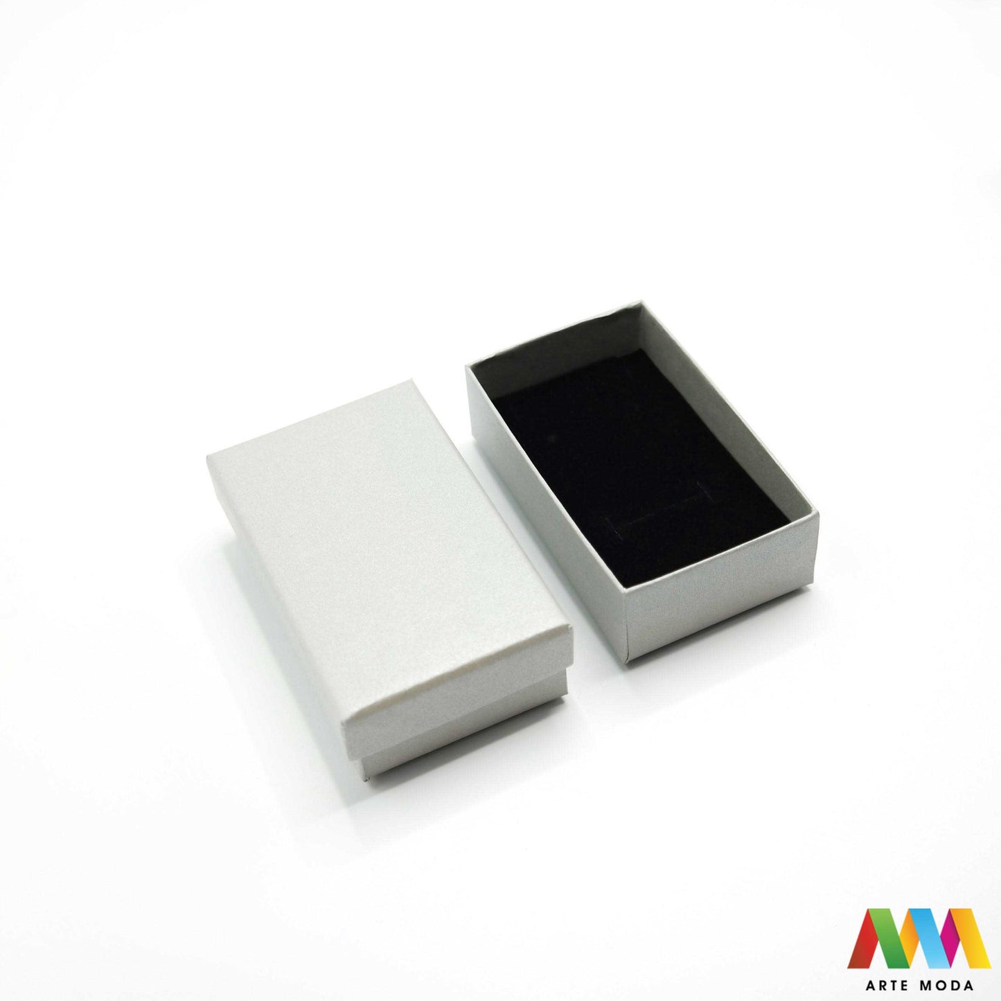 ukrasne kartonske kutije za nakit papir spužva ambalaža ogrlice narukvice nanožnice naušnice prsten kutija ukrasna kutijica kartonska karton ukrasne kartonske kutije za nakit u raznim bojama izrađene od papira i spužve koriste se kao ambalaža za ogrlice narukvice nanožnice naušnice i prstenove arte moda