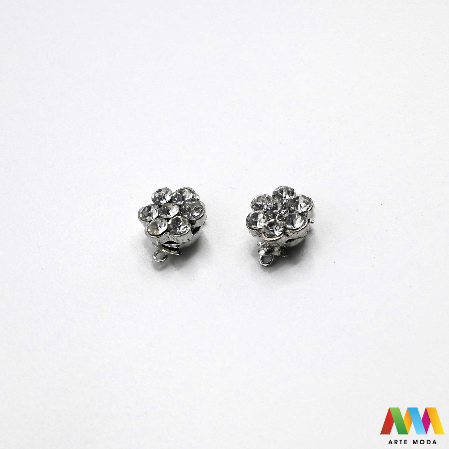 ukrasna kopča starinski nakit togl zatvarač DIY vintage romantični ukrasne kopče motivima OT dekorativni zatvarači metalni pribor statement završeci ogrlica luksuzni zlatne srebrne narukvica ukrasima luksuzne Mornarska detalje kolekcija ukrasnih metalnih kopči motive srca leptira kormila filigrana portreta dekorativni zatvarači pretvaraju svaku ogrlicu unikatni komad nakita vintage šarm mornarsku svježinu tematski zatvarači osigurat uradi sam projekt zapažen stilski besprijekoran arte moda repromaterijal