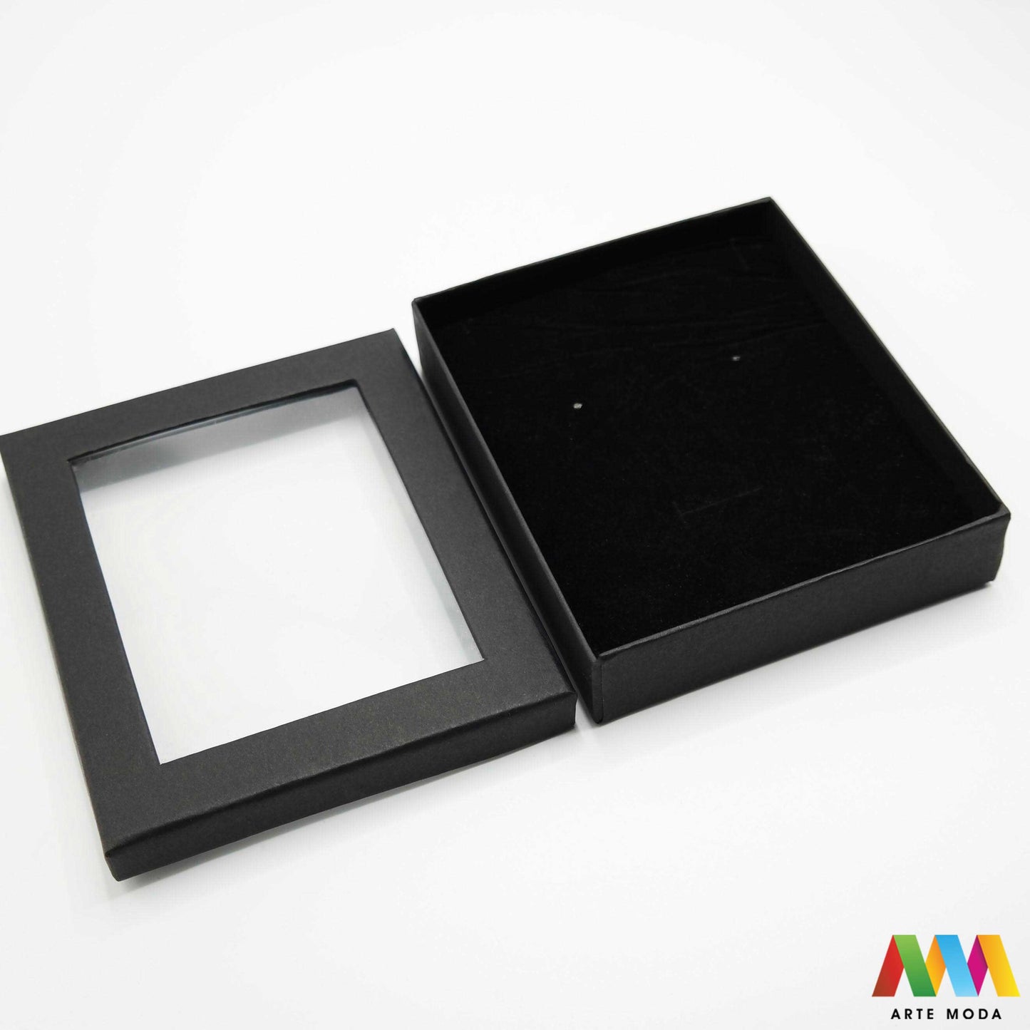 ukrasne kartonske kutije za nakit papir spužva ambalaža ogrlice narukvice nanožnice naušnice prsten kutija ukrasna kutijica kartonska karton ukrasne kartonske kutije za nakit u raznim bojama izrađene od papira i spužve koriste se kao ambalaža za ogrlice narukvice nanožnice naušnice i prstenove arte moda