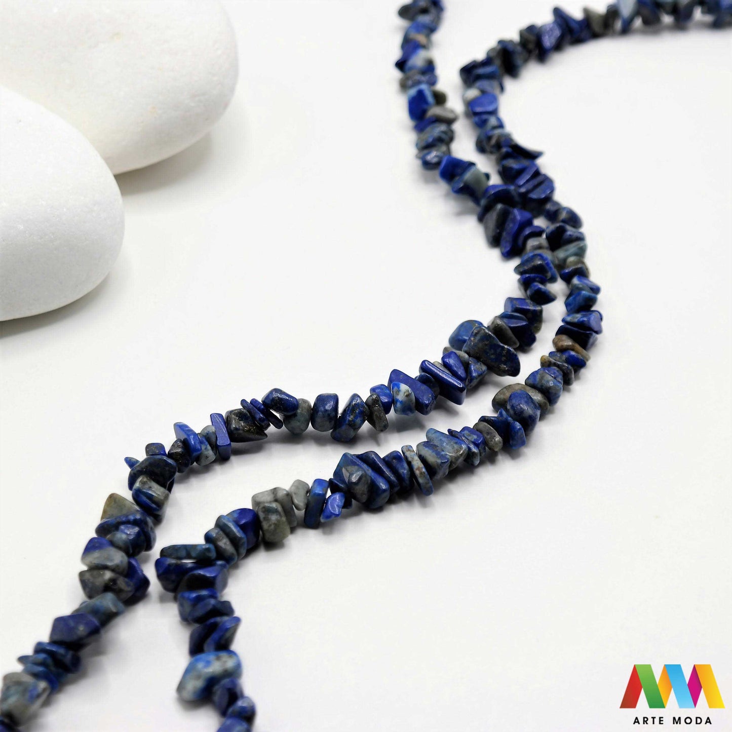 poludragi kamen čips kamenčići nakit diy ručni rad prirodni mineral kristal Lapis Mali komadići prirodnog kamena različitih boja i tekstura idealni za izradu nakita dekoracija i umjetničkih projekata U našoj ponudi pronaći ćete široki izbor čipsa od popularnih poludragih kamenja poput ahata tirkiza ametista i mnogih drugih