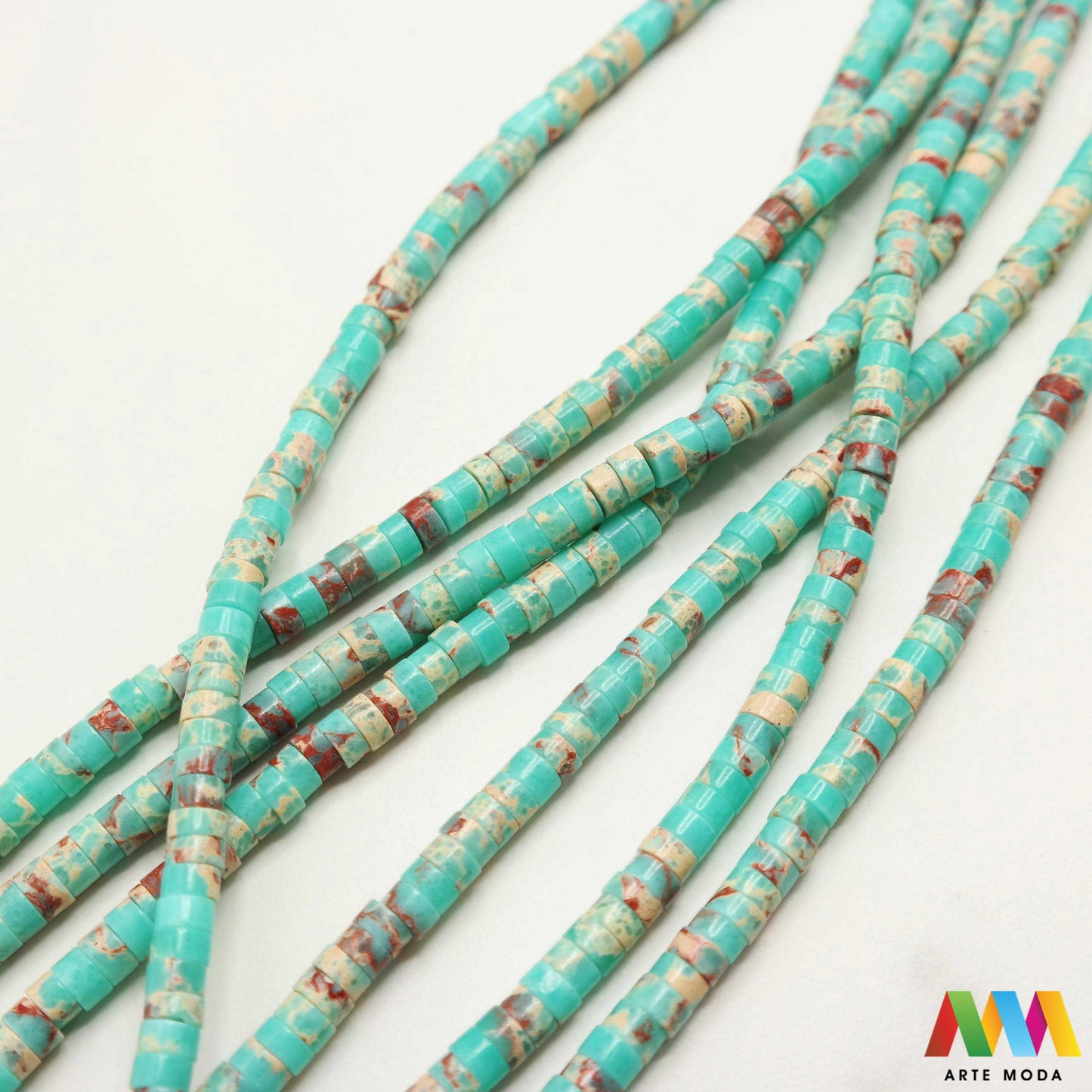 jaspis neproziran silicij jaspilit poludrago kamenje repromaterijal poludragi kamen mineral kvarc kalcedon dragi Jaspis je neprozirna nečista varijanta silicija obično crvene žute smeđe ili zelene boje rijetko plave Jaspis ima glatku površinu može se polirati i većinom se koristi kao dragi kamen za ukrašavanje te za predmete poput vaza i pečata