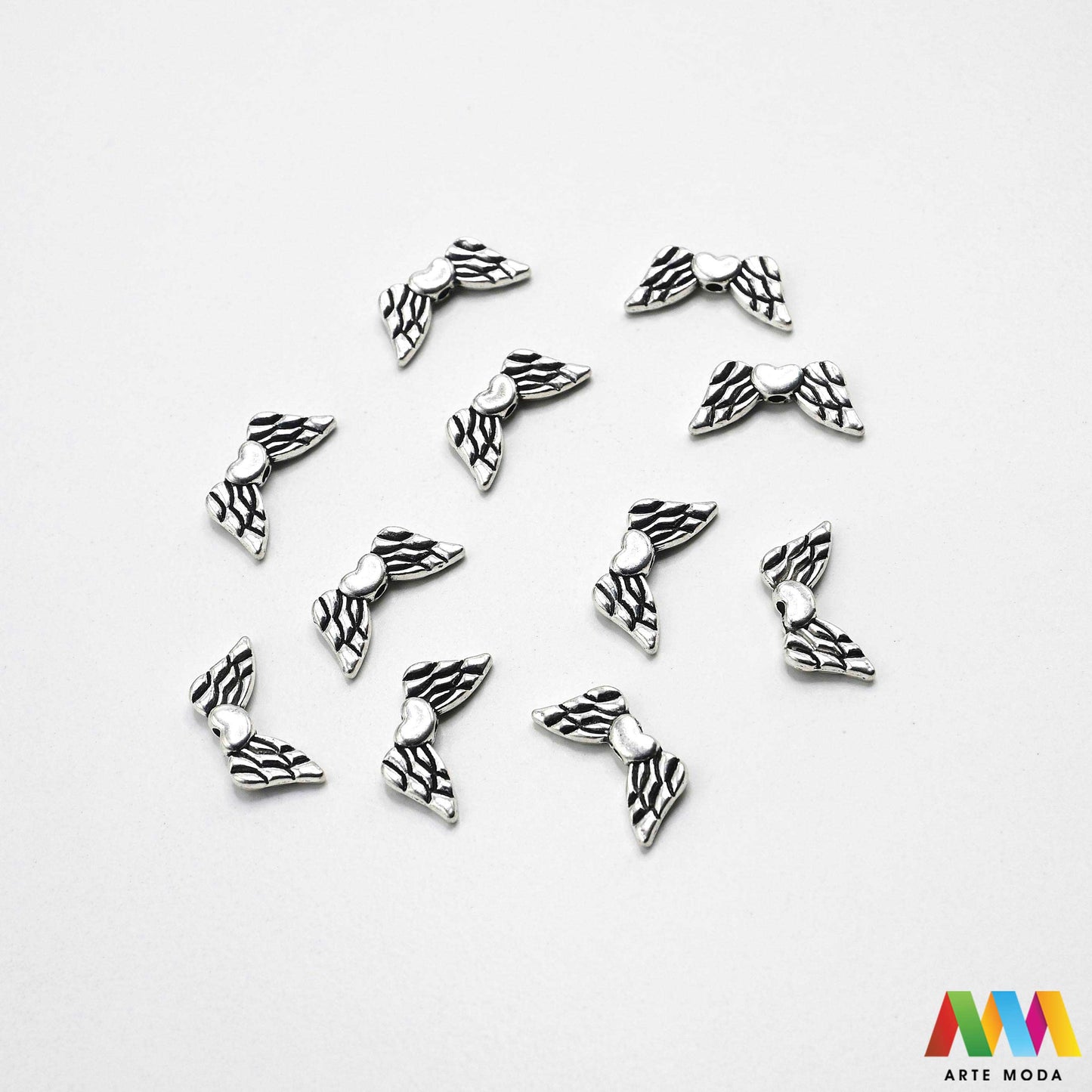 metalni sakralni privjesci krunice jednom rupom vjerski izrada krunica sakralni nakit molitvene narukvice kršćanski medaljice DIY religiozni uradi sam sakralno Križ Gospa Anđeo svetački krštenje prva pričest krizma ogrlica sakralne predmete metalnim privjescima nizanje lančić konac žicu izradu krunica molitvenih narukvica vjerskih suvenira brojanica dodatak za privjeske ključeve torbe Izrađeni od metala izraditi jedinstven vjerski predmet kao poklon vjera inspirira vašu kreativnost arte moda repromaterijal