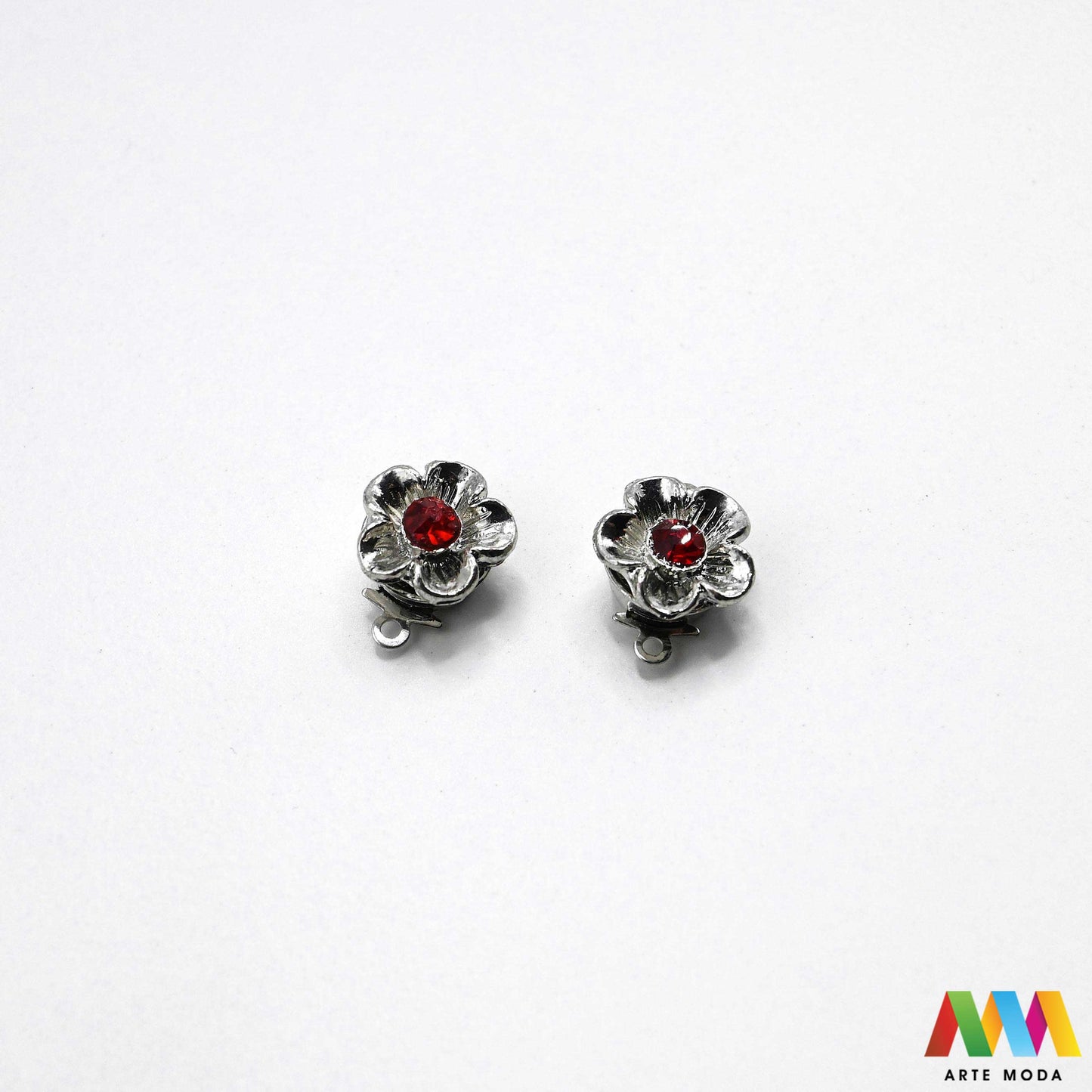 ukrasna kopča starinski nakit togl zatvarač DIY vintage romantični ukrasne kopče motivima OT dekorativni zatvarači metalni pribor statement završeci ogrlica luksuzni zlatne srebrne narukvica ukrasima luksuzne Mornarska detalje kolekcija ukrasnih metalnih kopči motive srca leptira kormila filigrana portreta dekorativni zatvarači pretvaraju svaku ogrlicu unikatni komad nakita vintage šarm mornarsku svježinu tematski zatvarači osigurat uradi sam projekt zapažen stilski besprijekoran arte moda repromaterijal