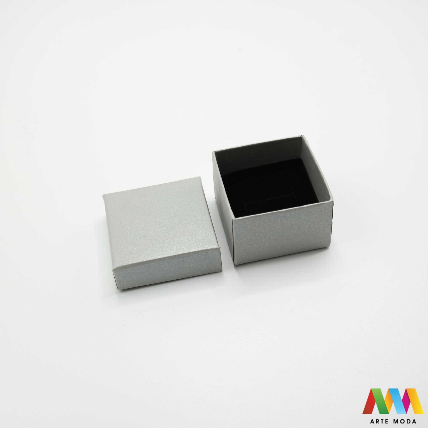 ukrasne kartonske kutije za nakit papir spužva ambalaža ogrlice narukvice nanožnice naušnice prsten kutija ukrasna kutijica kartonska karton ukrasne kartonske kutije za nakit u raznim bojama izrađene od papira i spužve koriste se kao ambalaža za ogrlice narukvice nanožnice naušnice i prstenove arte moda