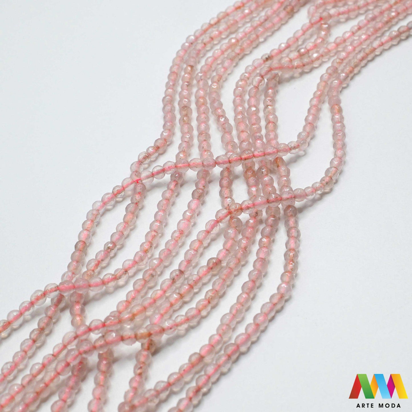 poludragi kamen ahat kristal kalcedon polu dragi poludrago kamenje dragulj mineral kvarc prirodni meditacija čakra zaštita snaga ravnoteža ljekovito perle stabilnost ahata jednog od najraznovrsnijih najljepših poludragih kamenja jedinstvenim trakama slojevima i šarenim uzorcima ahat je kamen stabilnosti uzemljenja i zaštite ahat u različitim oblicima od brušenih perli i glatkih kabošona do sirovih komada savršenih za izradu nakita meditaciju ili kao ukrasni element u vašem prostoru arte moda repromaterijal