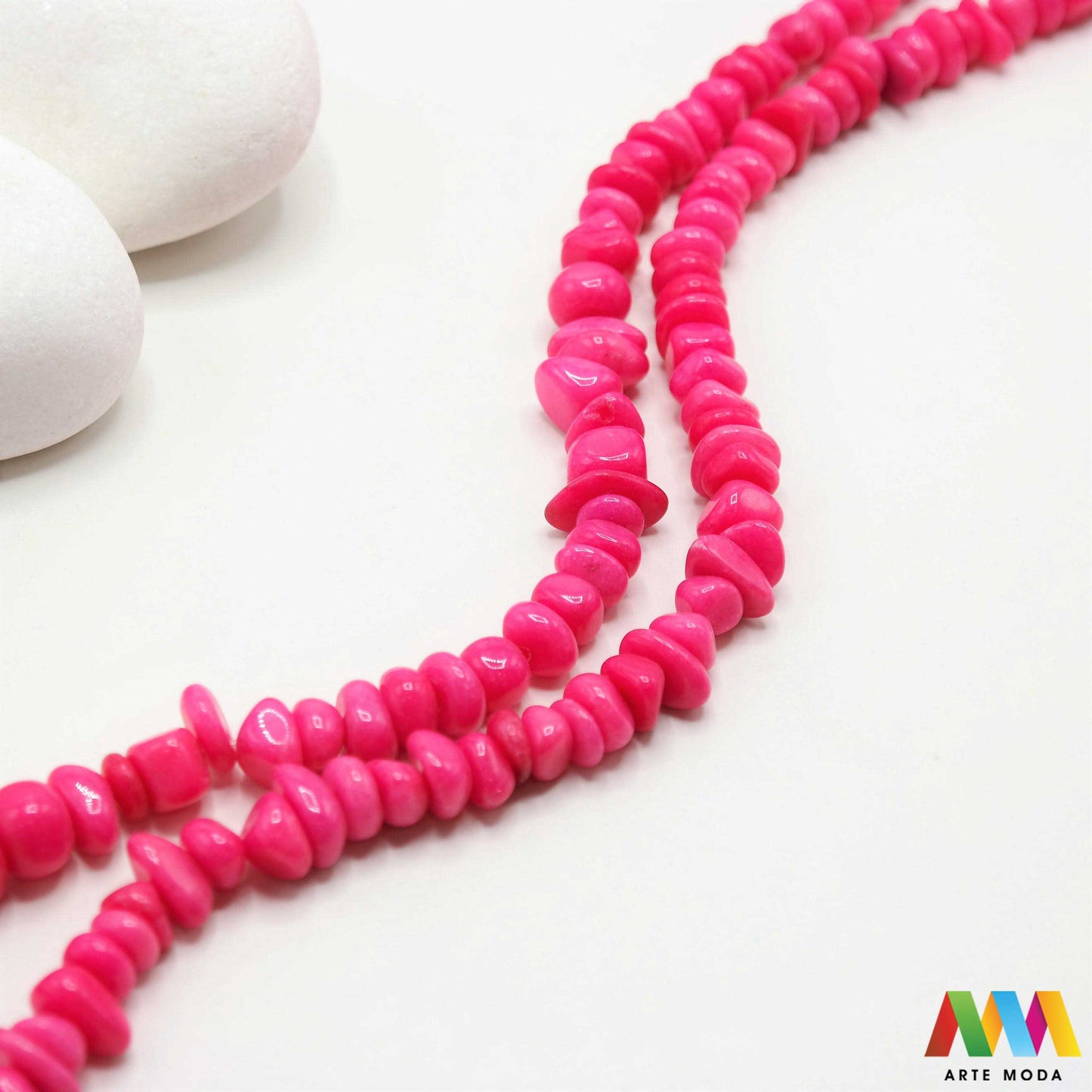 poludragi kamen čips kamenčići nakit diy ručni rad prirodni mineral kristal Ahat Mali komadići prirodnog kamena različitih boja i tekstura idealni za izradu nakita dekoracija i umjetničkih projekata U našoj ponudi pronaći ćete široki izbor čipsa od popularnih poludragih kamenja poput ahata tirkiza ametista i mnogih drugih