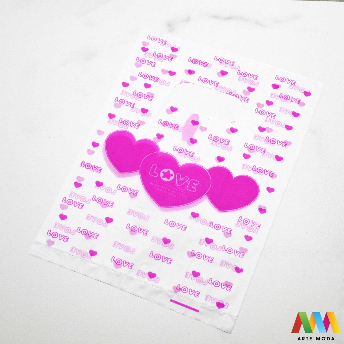 plastične poklon vrećice vrećica ambalaža pakiranje s ručkom poklone male srednje velike pvc pp polietilen Ukrasne poklon vrećice u raznim bojama i veličinama izrađene od plastike prikladne su za pakiranje svih vrsta poklona te se mogu koristi kao ambalaža za nakit poput narukvica ili ogrlica