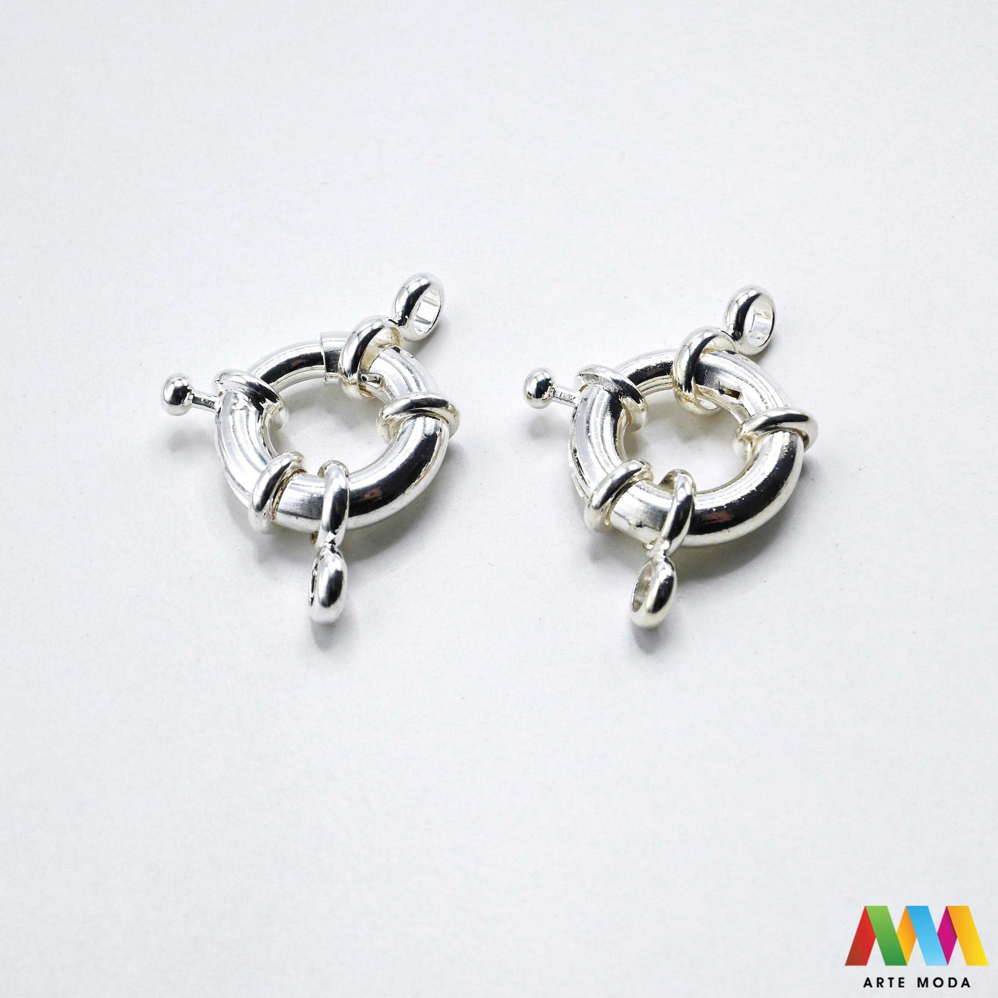 ukrasna kopča starinski nakit togl zatvarač DIY vintage romantični ukrasne kopče motivima OT dekorativni zatvarači metalni pribor statement završeci ogrlica luksuzni zlatne srebrne narukvica ukrasima luksuzne Mornarska detalje kolekcija ukrasnih metalnih kopči motive srca leptira kormila filigrana portreta dekorativni zatvarači pretvaraju svaku ogrlicu unikatni komad nakita vintage šarm mornarsku svježinu tematski zatvarači osigurat uradi sam projekt zapažen stilski besprijekoran arte moda repromaterijal