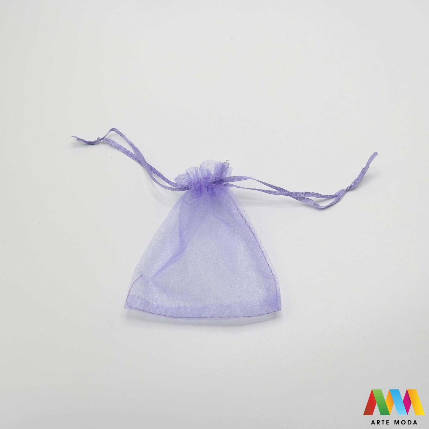 vrećica za nakit ukrasna poklon organza ambalaža pakiranje narukvica ogrlica svila poliester najlon Ukrasne poklon vrećice od organza materijala koje služe kao ambalaža za pakiranje nakita poput narukvica ili ogrlica