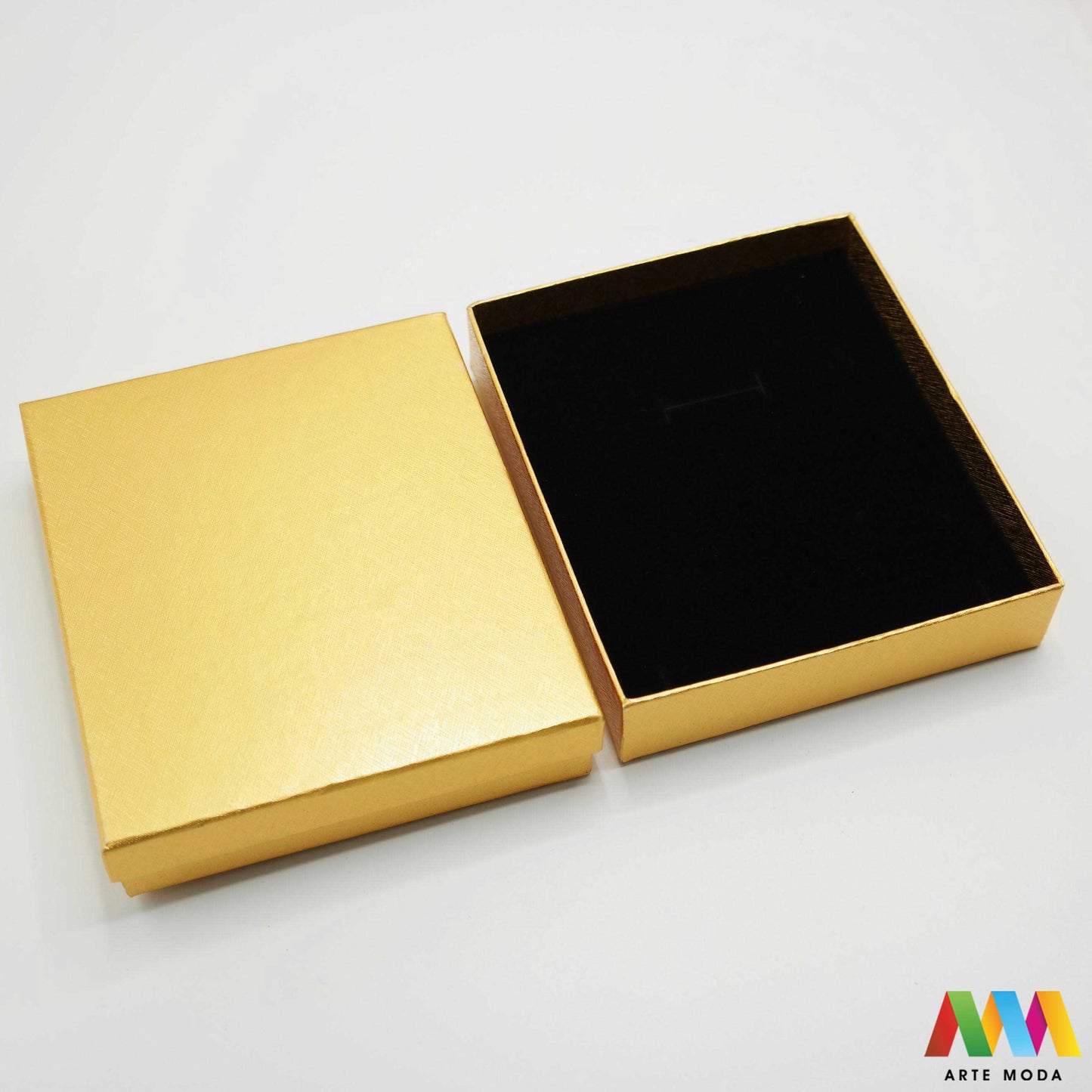 ukrasne kartonske kutije za nakit papir spužva ambalaža ogrlice narukvice nanožnice naušnice prsten kutija ukrasna kutijica kartonska karton ukrasne kartonske kutije za nakit u raznim bojama izrađene od papira i spužve koriste se kao ambalaža za ogrlice narukvice nanožnice naušnice i prstenove arte moda