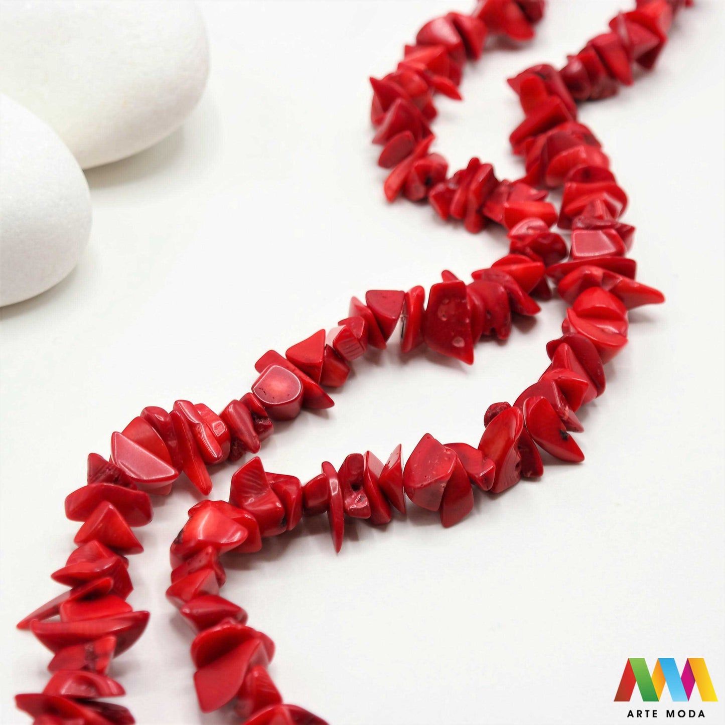 poludragi kamen čips kamenčići nakit diy ručni rad prirodni mineral kristal Koralj Mali komadići prirodnog kamena različitih boja i tekstura idealni za izradu nakita dekoracija i umjetničkih projekata U našoj ponudi pronaći ćete široki izbor čipsa od popularnih poludragih kamenja poput ahata tirkiza ametista i mnogih drugih