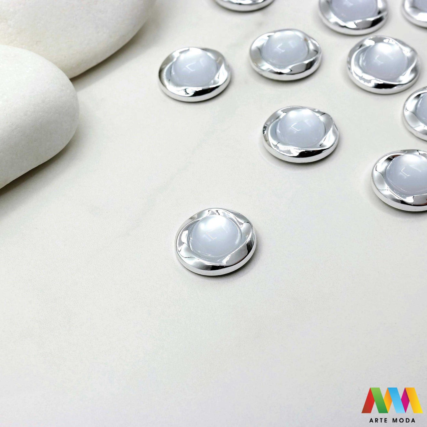 Plastični gumbi gumb koji se koriste koristi za ukrašavanje ljepljenje na površinu ljepiti modnih dodataka poput rajfova rajf remena remen kruna krune modni dodatak i izradu nakita plastičan narukvica ogrlica nanožnica prstena prsten od plastike