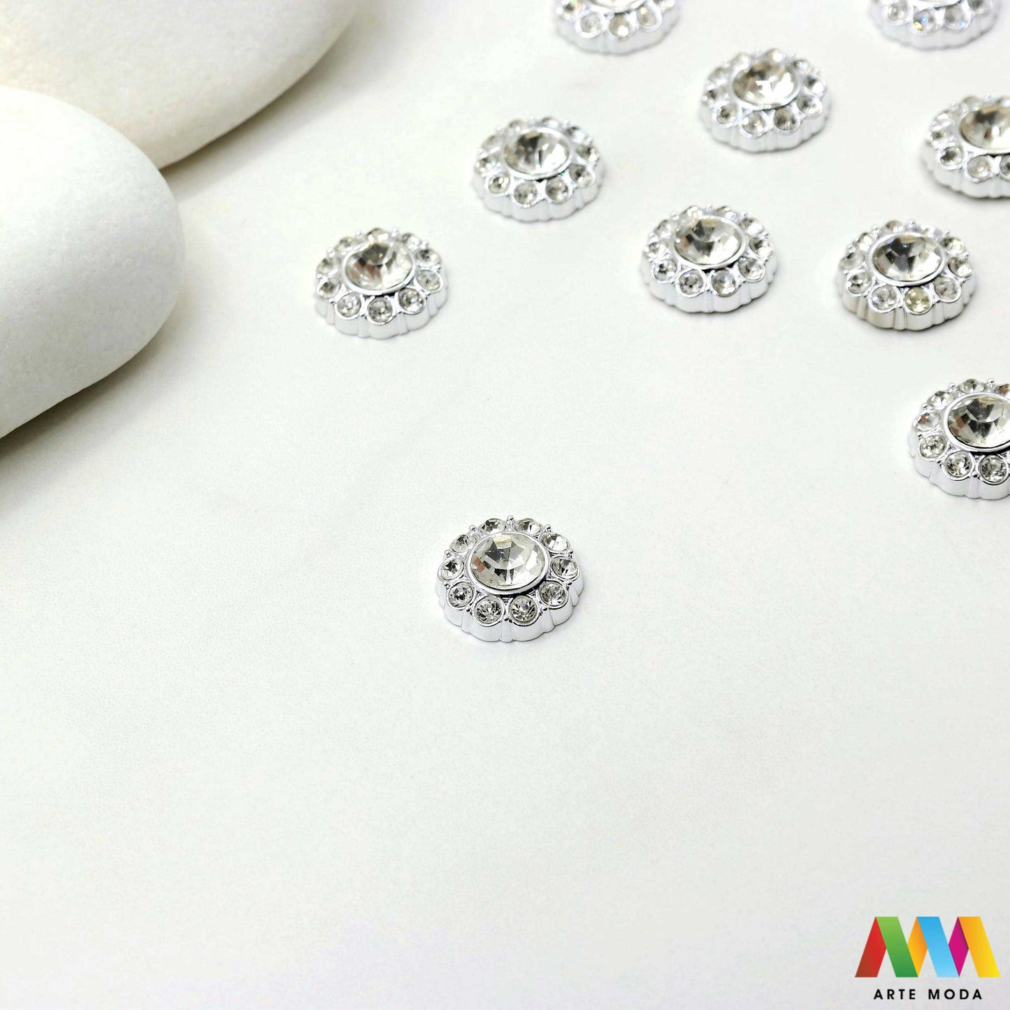 Plastični gumbi gumb koji se koriste koristi za ukrašavanje ljepljenje na površinu ljepiti modnih dodataka poput rajfova rajf remena remen kruna krune modni dodatak i izradu nakita plastičan narukvica ogrlica nanožnica prstena prsten od plastike