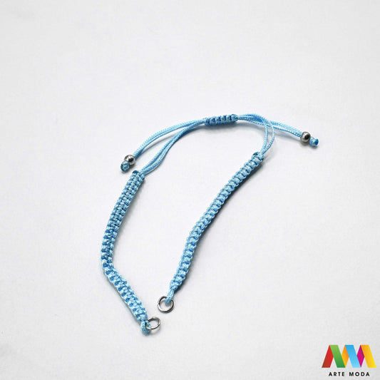 pletene baze za narukvice izrada narukvica DIY nakit podesive konop baze materijal uradi sam ručno rađene makrame podesive plastična kuglica metalna alkica Iskoristite svoju kreativnost uz pletene baze za narukvice izradu nakita baza izrađena je od izdržljivog sintetičkog pletenog konopca metalnim alkicama i podesivim plastičnim kuglicama za savršeno pristajanje Dodajte omiljene perle privjeske ili čvoriće i izradite unikatne i personalizirane narukvice za sebe ili kao poklon arte moda repromaterijal