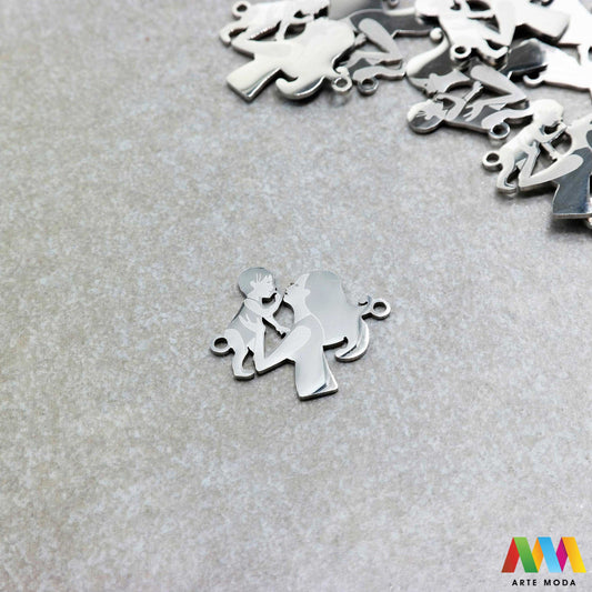 mama sin privjesak s dvije rupe dve od čelika repromaterijal čelični ogrlice ogrlica narukvica narukvice nanožnica nehrđajući Privjesci izrađeni od nehrđajućeg čelika 316L koji služe za izradu nakita poput narukvica ili ogrlica najčešće se koriste za nizanje ili uz pomoć alkice se stavljaju na sajlu gumu flaks i ostale materijale