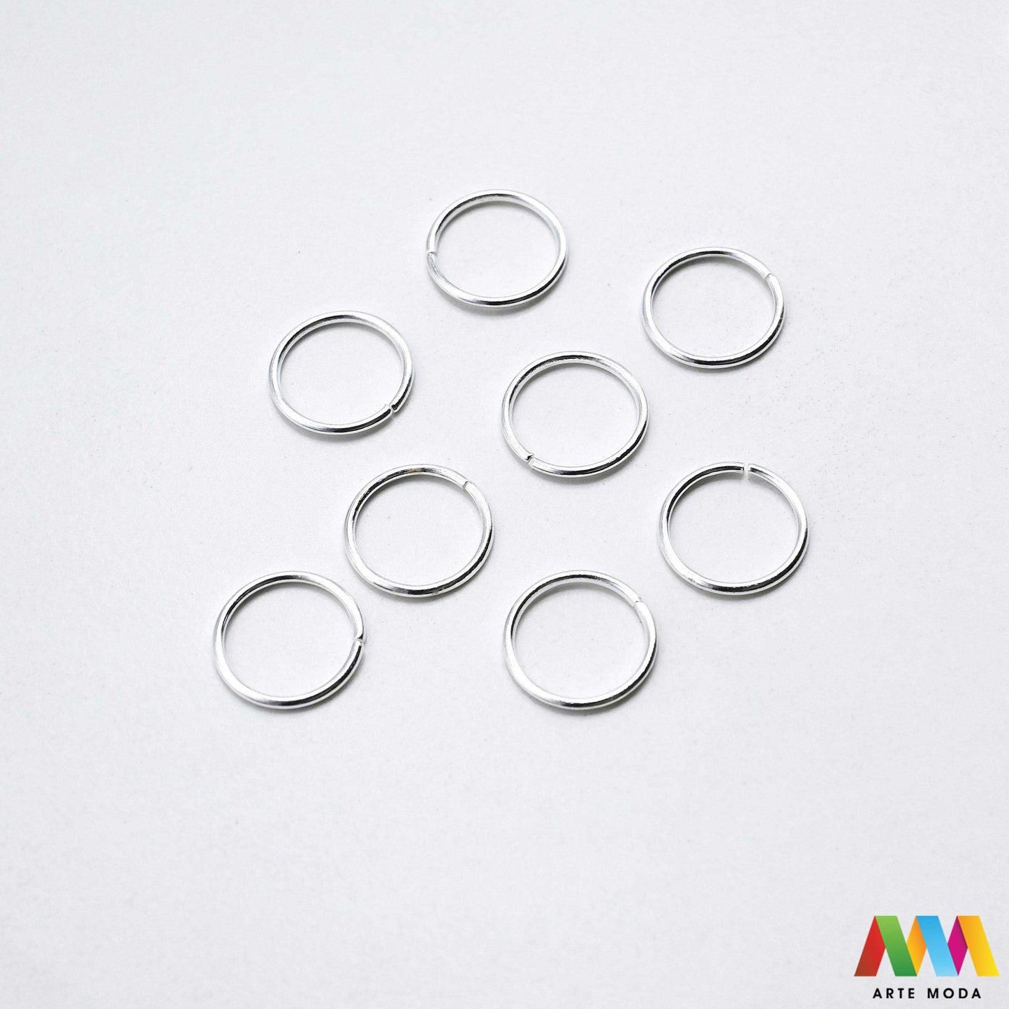 alkice spojnice karike jump rings spojni prstenovi metalni kolutovi DIY pribor repromaterijal srebrne zlatne izrada nakita spajanje perli metalne za nakit otvorene zatvorene izradu materijal prsten elementi narukvice ogrlice Osigurajte čvrstinu nakitu Metalne alkice su neizostavne spojnice spajanje kopči privjesaka lanaca Birajte između prstenova u raznim veličinama bojama bronca složenost vašeg uradi sam projekta kvalitetne alkice pružit profesionalan siguran završetak kreaciji arte moda repromaterijal