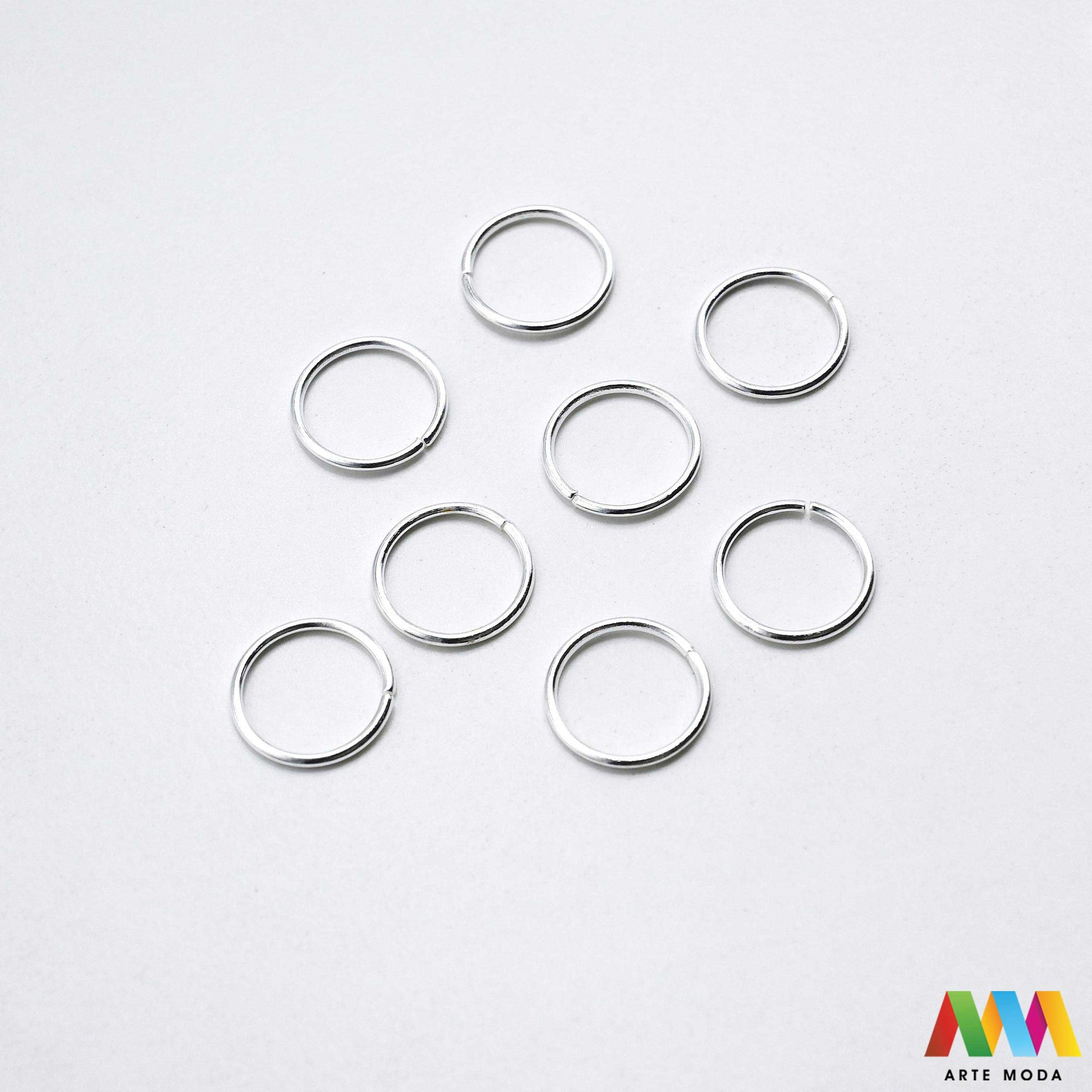 alkice spojnice karike jump rings spojni prstenovi metalni kolutovi DIY pribor repromaterijal srebrne zlatne izrada nakita spajanje perli metalne za nakit otvorene zatvorene izradu materijal prsten elementi narukvice ogrlice Osigurajte čvrstinu nakitu Metalne alkice su neizostavne spojnice spajanje kopči privjesaka lanaca Birajte između prstenova u raznim veličinama bojama bronca složenost vašeg uradi sam projekta kvalitetne alkice pružit profesionalan siguran završetak kreaciji arte moda repromaterijal