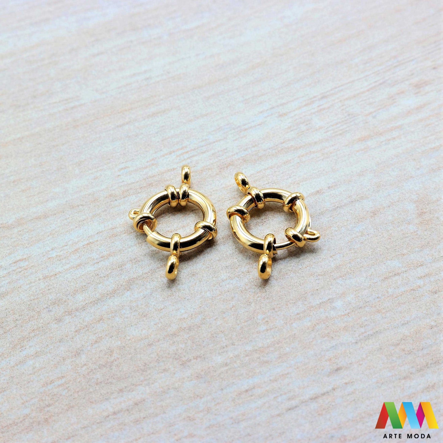 repromaterijal čelični kopče za nakit izradu nehrđajući čelik nakit pribor DIY nakit ogrlice narukvice lančiće nakitni elementi ručni rad čelične inox kopča zatvarači završeci karabin kreacije izdržljivih i elegantnih kopči od nehrđajućeg čelika klasična karabin kopča praktična magnetska kopča ili neki drugi model naše kopče sigurno zatvaranje i profesionalan izgled vašim narukvicama ogrlicama i lančićima DIY nakit kvaliteta koja traje otporna je na koroziju i hipoalergena arte moda repromaterijal