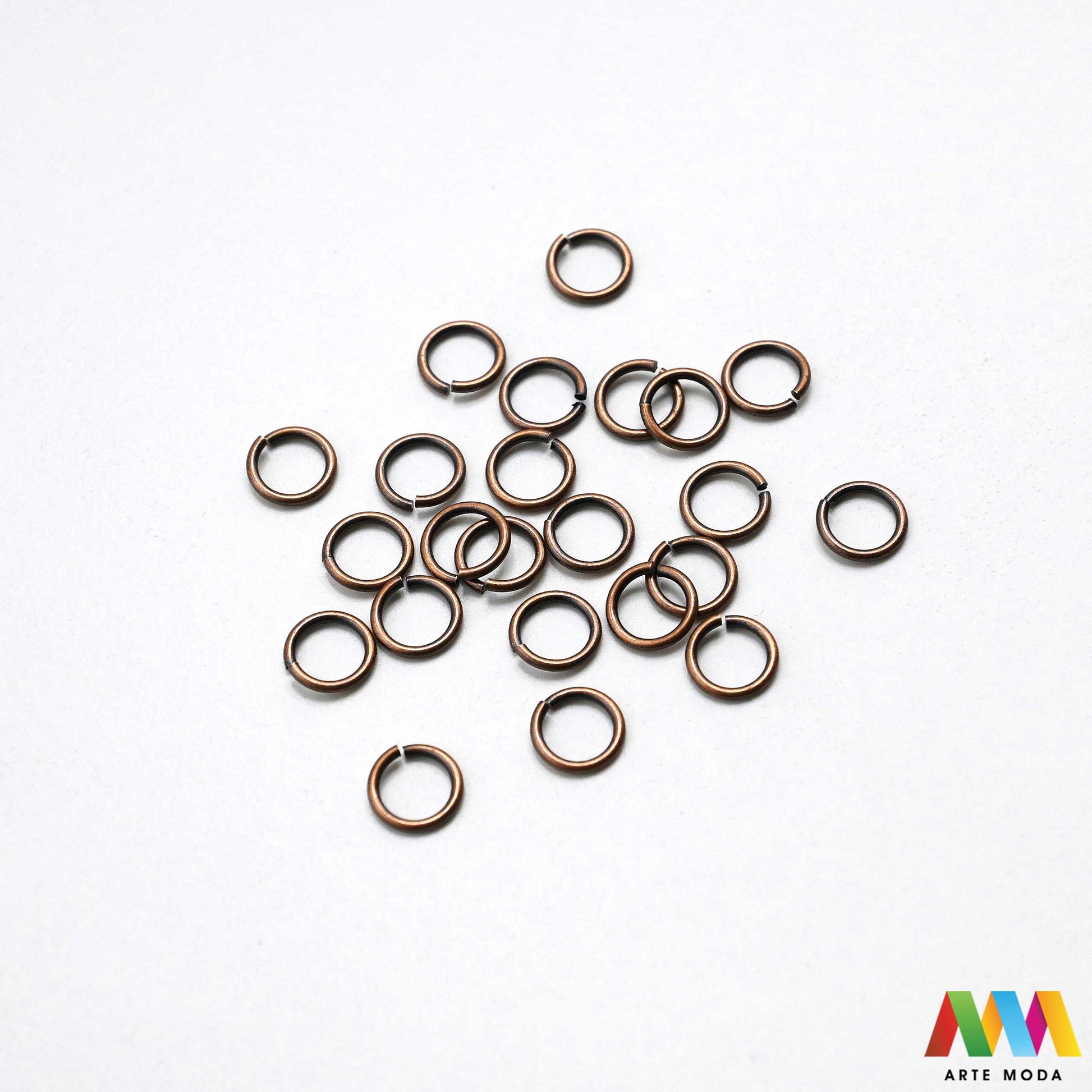 alkice spojnice karike jump rings spojni prstenovi metalni kolutovi DIY pribor repromaterijal srebrne zlatne izrada nakita spajanje perli metalne za nakit otvorene zatvorene izradu materijal prsten elementi narukvice ogrlice Osigurajte čvrstinu nakitu Metalne alkice su neizostavne spojnice spajanje kopči privjesaka lanaca Birajte između prstenova u raznim veličinama bojama bronca složenost vašeg uradi sam projekta kvalitetne alkice pružit profesionalan siguran završetak kreaciji arte moda repromaterijal