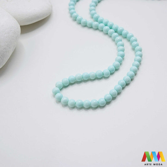 stakleni niz staklo perle zrna zrno staklena perla okrugle okrugla Staklene okrugle perle koje služe za nizanje i izradu nakita poput narukvica i ogrlica te torbica i ostalih modnih dodataka