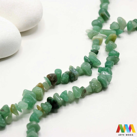 poludragi kamen čips kamenčići nakit diy ručni rad prirodni mineral kristal Žad Mali komadići prirodnog kamena različitih boja i tekstura idealni za izradu nakita dekoracija i umjetničkih projekata U našoj ponudi pronaći ćete široki izbor čipsa od popularnih poludragih kamenja poput ahata tirkiza ametista i mnogih drugih