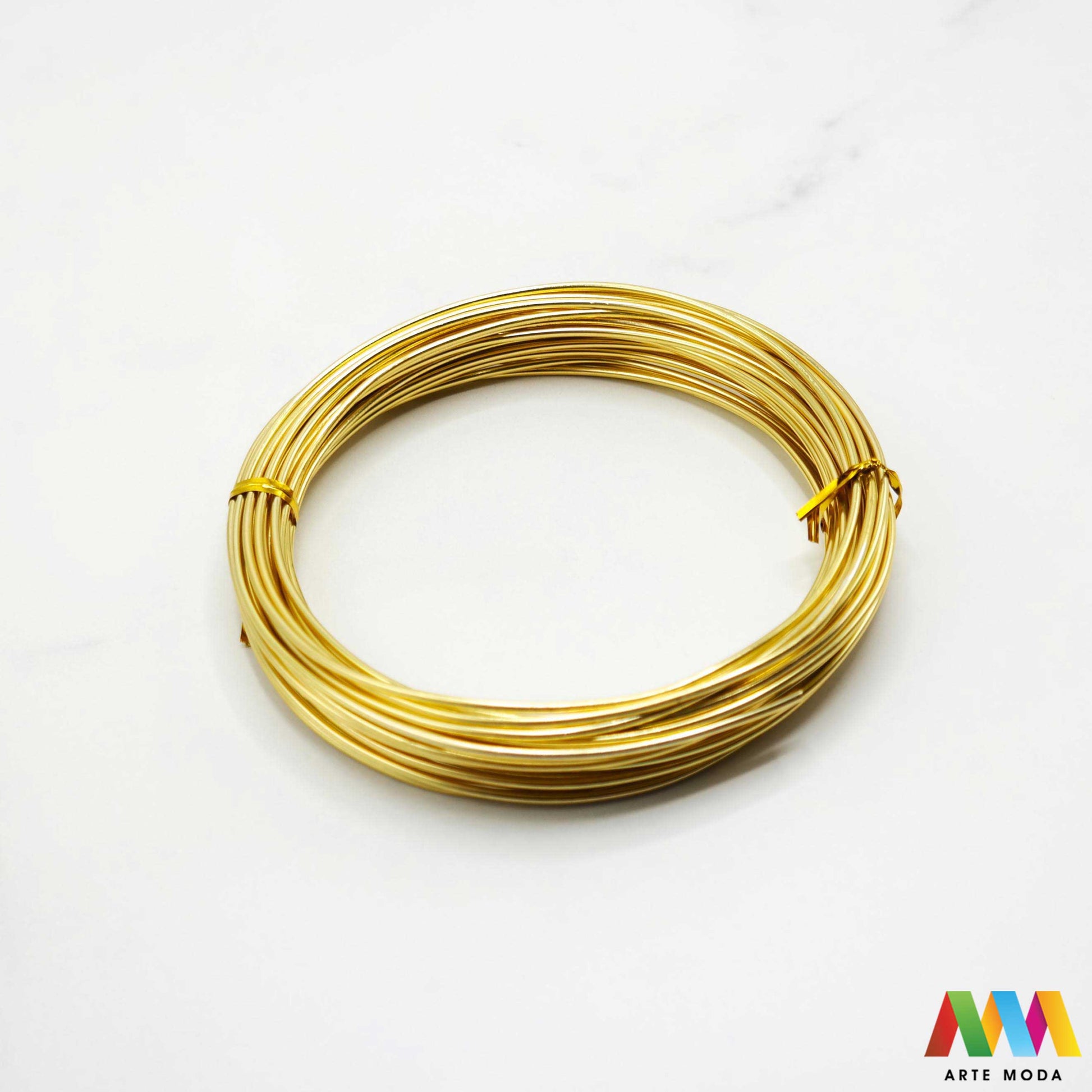 aluminij aluminijske žice aluminijska žica za perle nakit nizanje modeliranje izradu mekana savitljiva anodizirana ručni rad DIY tanka debela skulpture okvira Otkrijte svestranost i lakoću rada s našom kvalitetnom aluminijskom žicom Idealna za nizanje perlica modeliranje oblika i izradu unikatnog nakita Dostupna u različitim debljinama i bojama naša mekana i savitljiva aluminijska žica savršena je za početnike i iskusne majstore u izradi nakita arte moda repromaterijal