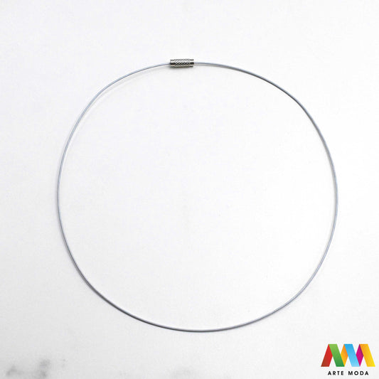 baza za ogrlicu metalna ogrlica DIY izrada pribor nakit kopča navojna kuglična osnova podloga ogrlica personalizirana navojnim zatvaranjem kuglica Širok izbor kvalitetnih baza s različitim vrstama zatvaranja Birajte između praktičnih navojnih kopči klasičnih običnih kopči ili elegantnih kugličnih kopči Naše baze su savršena baza za vaše kreativne projekte i omogućuju vam da kreirate jedinstvene ogrlice prilagođene vašem stilu