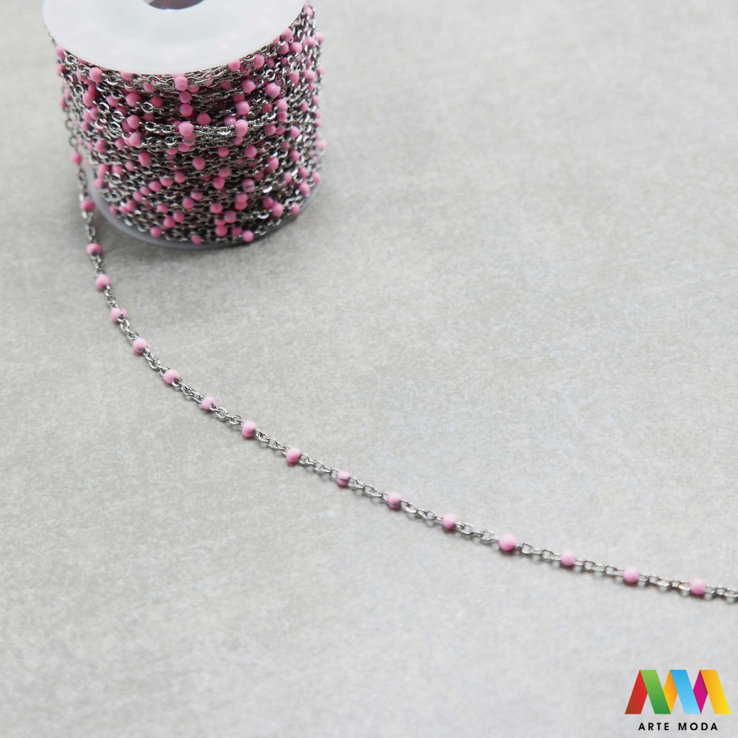 lanac lanci čelik repromaterijal čelični ogrlice narukvice nehrđajući na metre metar kolutu boji nakit inox metru izrada nakita DIY obojeni hipoalergeni tanki bogatstvo boja i modela za vaše kreativne projekte! lanaca na kolutu fleksibilnost s lancima od visokokvalitetnog nehrđajućeg čelika klasičnih srebrnih tonova elegantne zlatne moderne rose gold ili živih boja modelima od tankih i delikatnih do robusnih i upečatljivihž potrebno da izradite unikatne ogrlice i narukvice arte moda repromaterijal