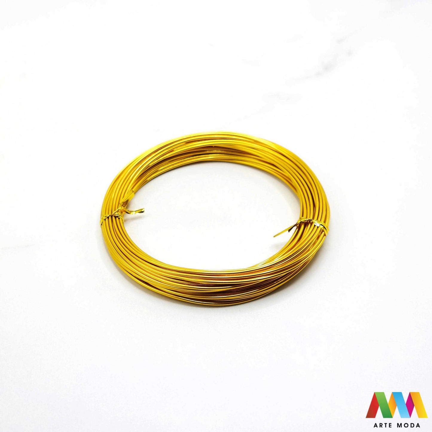 aluminij aluminijske žice aluminijska žica za perle nakit nizanje modeliranje izradu mekana savitljiva anodizirana ručni rad DIY tanka debela skulpture okvira Otkrijte svestranost i lakoću rada s našom kvalitetnom aluminijskom žicom Idealna za nizanje perlica modeliranje oblika i izradu unikatnog nakita Dostupna u različitim debljinama i bojama naša mekana i savitljiva aluminijska žica savršena je za početnike i iskusne majstore u izradi nakita arte moda repromaterijal