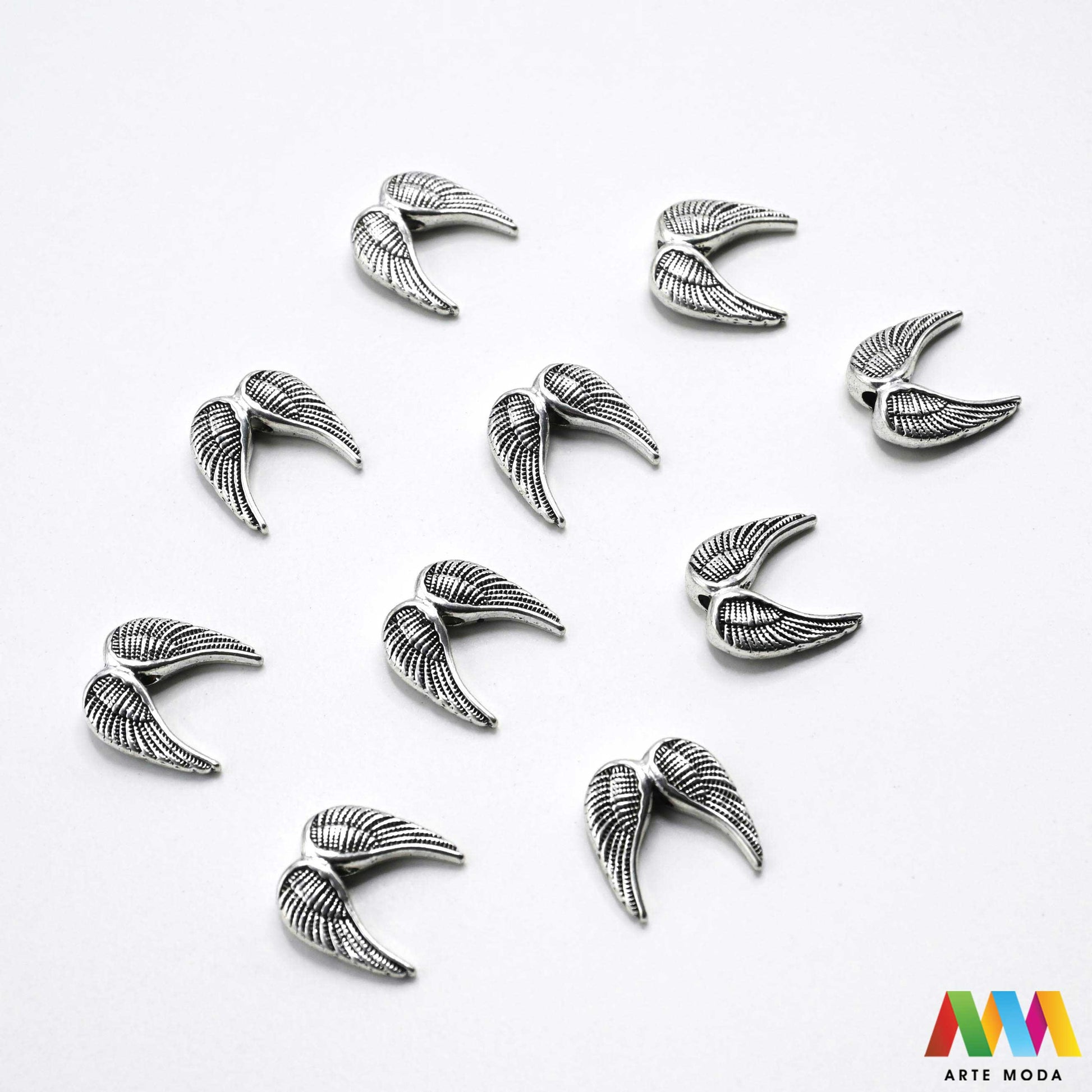 metalni sakralni privjesci krunice jednom rupom vjerski izrada krunica sakralni nakit molitvene narukvice kršćanski medaljice DIY religiozni uradi sam sakralno Križ Gospa Anđeo svetački krštenje prva pričest krizma ogrlica sakralne predmete metalnim privjescima nizanje lančić konac žicu izradu krunica molitvenih narukvica vjerskih suvenira brojanica dodatak za privjeske ključeve torbe Izrađeni od metala izraditi jedinstven vjerski predmet kao poklon vjera inspirira vašu kreativnost arte moda repromaterijal