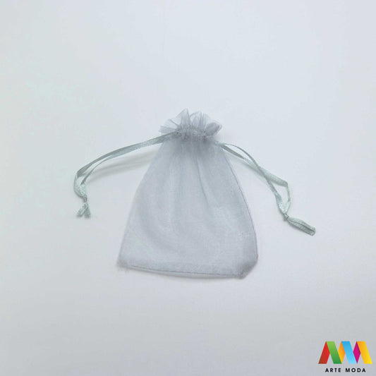 vrećica za nakit ukrasna poklon organza ambalaža pakiranje narukvica ogrlica svila poliester najlon Ukrasne poklon vrećice od organza materijala koje služe kao ambalaža za pakiranje nakita poput narukvica ili ogrlica