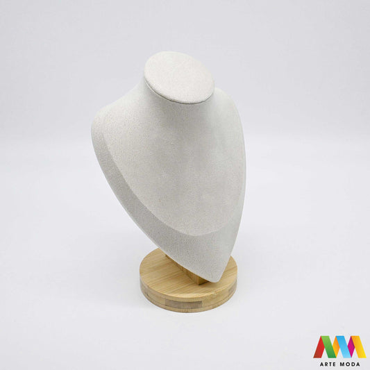 stalci za ogrlice vratovi vrat drveni skaj pamučna špaga plišani organizator držač izlaganje nakita oprema butik prezentacija elegantni luksuzni izložbeni ogrlice na najljepši i najorganiziraniji način uz našu ekskluzivnu kolekciju drvenih stalaka presvučen plišom elegantnim skajem prirodnom pamučnom špagom nudeći savršenu pozadinu koja ističe sjaj svake ogrlice i štiti je od ogrebotina idealnu teksturu i stil za izlaganje u vašem butiku izlogu ili unutar vlastite kolekcije nakita arte moda repromaterijal