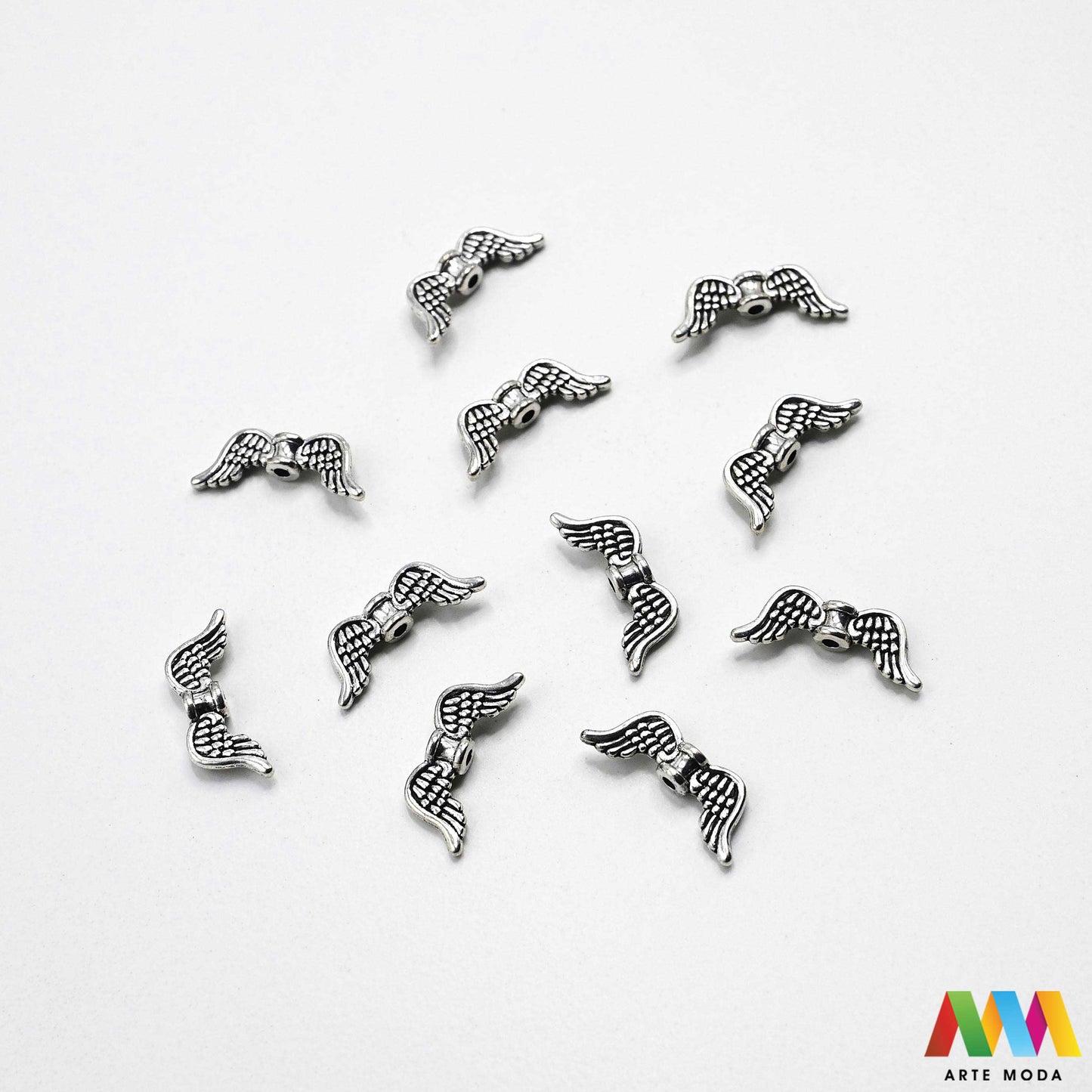 metalni sakralni privjesci krunice jednom rupom vjerski izrada krunica sakralni nakit molitvene narukvice kršćanski medaljice DIY religiozni uradi sam sakralno Križ Gospa Anđeo svetački krštenje prva pričest krizma ogrlica sakralne predmete metalnim privjescima nizanje lančić konac žicu izradu krunica molitvenih narukvica vjerskih suvenira brojanica dodatak za privjeske ključeve torbe Izrađeni od metala izraditi jedinstven vjerski predmet kao poklon vjera inspirira vašu kreativnost arte moda repromaterijal