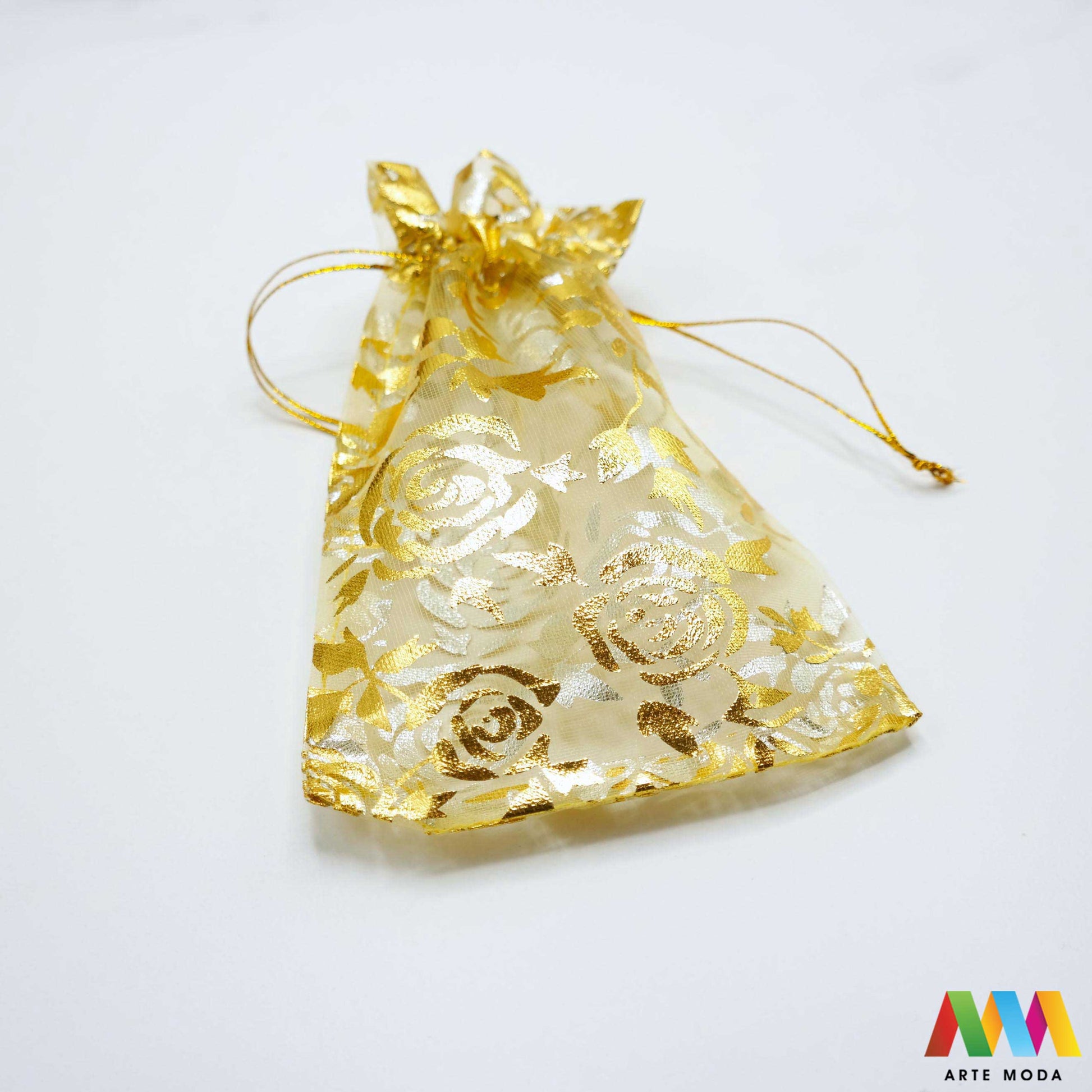 vrećica za nakit ukrasna poklon organza ambalaža pakiranje narukvica ogrlica svila poliester najlon Ukrasne poklon vrećice od organza materijala koje služe kao ambalaža za pakiranje nakita poput narukvica ili ogrlica