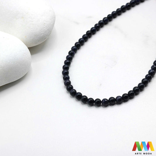 pustinjska noć dragi kvarc pijesak kobalt glinenac mangan krom bakar kamen dragulj poludrago kamenje repromaterijal poludragi ukrasni mineral kristal prirodni Zaronite u dubine svemira s ovim očaravajućim poludragim kamenom! Pustinjska noć sa svojim tamnim misterioznim tonovima isprepletenim svjetlucavim inkluzijama dočarava ljepotu zvjezdanog neba Njegova jedinstvena pojava čini ga savršenim za izradu upečatljivog nakita i dodavanje daška misterije vašoj kolekciji kristala arte moda repromaterijal