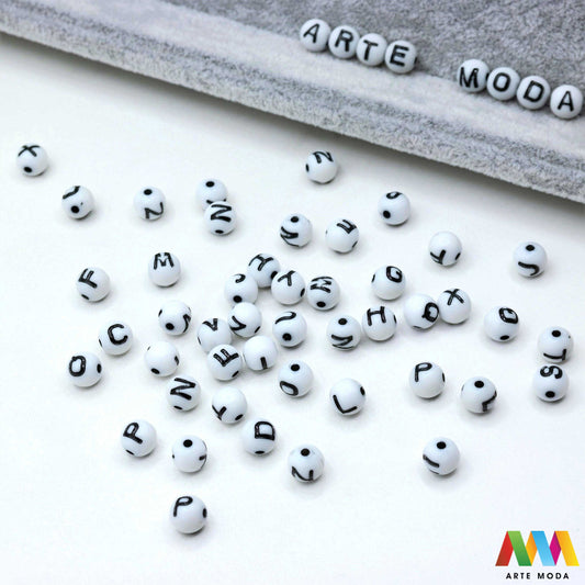 slova brojevi plastične nizanje imenom narukvice prijateljstva dječji nakit personalizirani kockaste perle okrugle abeceda DIY ručni rad izrada mix mješana Stvorite personalizirani nakit s našim plastičnim slovima i brojevima Perle u obliku kocki i krugova idealne su za izradu narukvica s imenom i porukama Lagane su šarene i savršene za dječji nakit i narukvice prijateljstva Lako nizanje za maksimalnu uradi sam zabavu arte moda repromaterijal