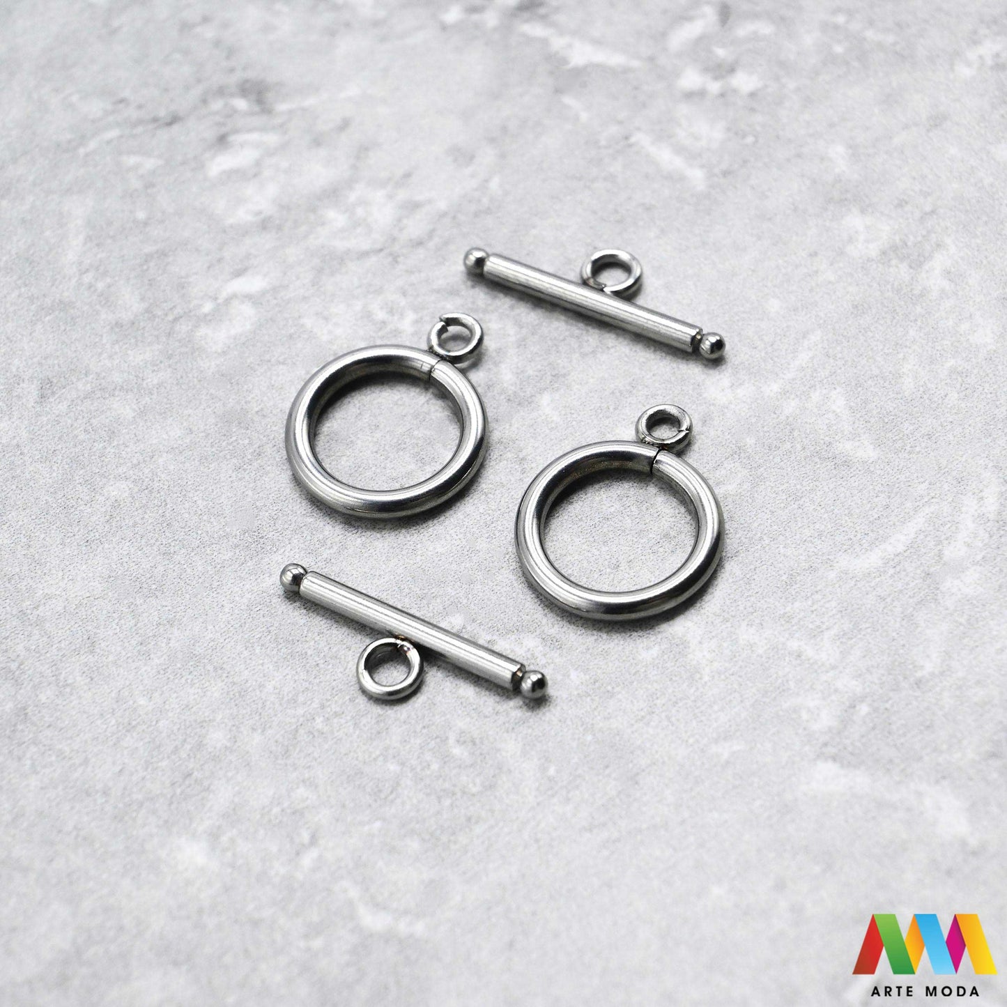 repromaterijal čelični kopče za nakit izradu nehrđajući čelik nakit pribor DIY nakit ogrlice narukvice lančiće nakitni elementi ručni rad čelične inox kopča zatvarači završeci karabin kreacije izdržljivih i elegantnih kopči od nehrđajućeg čelika klasična karabin kopča praktična magnetska kopča ili neki drugi model naše kopče sigurno zatvaranje i profesionalan izgled vašim narukvicama ogrlicama i lančićima DIY nakit kvaliteta koja traje otporna je na koroziju i hipoalergena arte moda repromaterijal