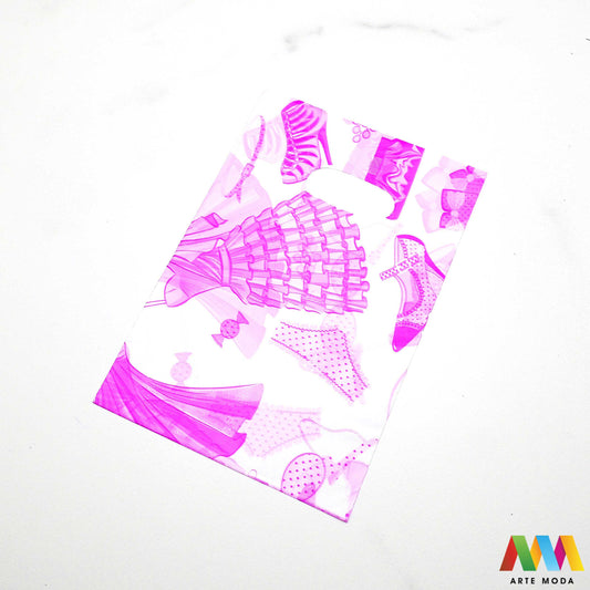 plastične poklon vrećice vrećica ambalaža pakiranje s ručkom poklone male srednje velike pvc pp polietilen Ukrasne poklon vrećice u raznim bojama i veličinama izrađene od plastike prikladne su za pakiranje svih vrsta poklona te se mogu koristi kao ambalaža za nakit poput narukvica ili ogrlica