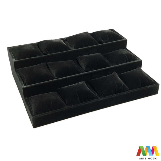 stalci za narukvice naušnica drveni skaj pamučna špaga plišani organizator držač izlaganje nakita oprema butik prezentacija elegantni luksuzni Predstavite svoje narukvice na najljepši način uz naše unikatne drvene stalke presvučene plišom skajem ili pamučnom špagom Svaki stalak pruža savršenu podlogu koja štiti nakit od ogrebotina istovremeno nudeći raznolikost tekstura i stilova – od nježne elegancije pliša preko moderne profinjenosti skaja do rustikalnog šarma pamučne špage arte moda repromaterijal