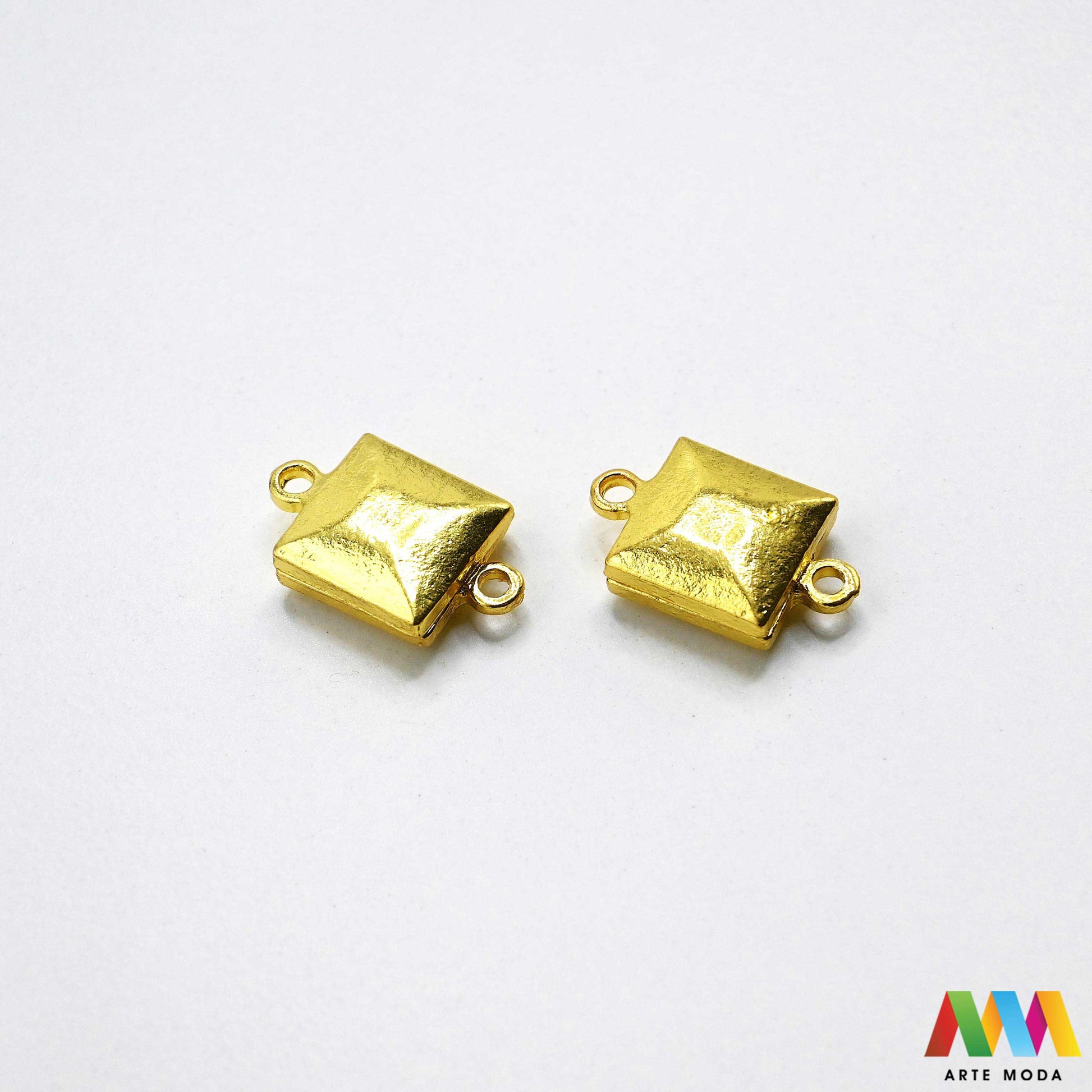 magnetne kopče magnet zatvarači metalne izrada nakita DIY lagano kopčanje metalni pribor narukvice ogrlice brzo zatvaranje magnetne nakit magnetni magneti brze za uradi sam kopča Kopčanje nakita u sekundi Magnetne kopče su najjednostavniji i najbrži zatvarači za narukvice i ogrlice Snažan magnet osigurava sigurno zatvaranje idealno za sve koji traže lako rukovanje Razni oblici i boje savršeni za elegantan i praktičan DIY nakit arte moda repromaterijal