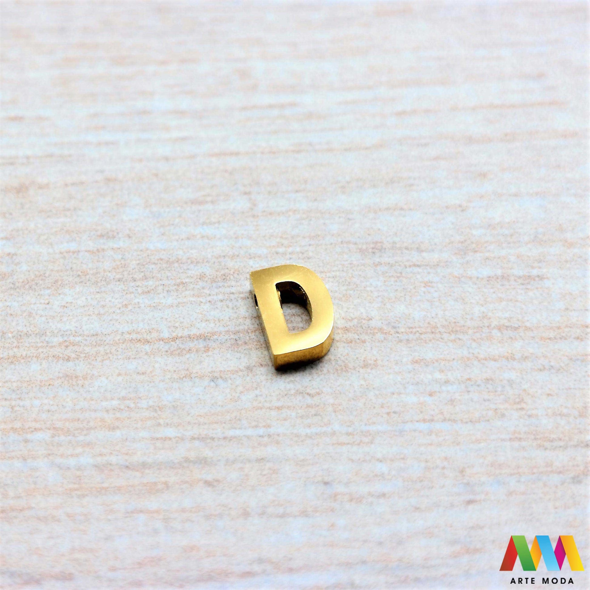 A slovo slova privjesak s jednom rupom privjesak od čelika privjesak čelik repromaterijal čelični ogrlice ogrlica narukvica narukvice nanožnica nehrđajući slova izrađena od nehrđajućeg čelika 316L koja služe za izradu nakita poput narukvica ili ogrlica najčešće se koriste za nizanje na sajlu, gumu, flaks i ostale materijale