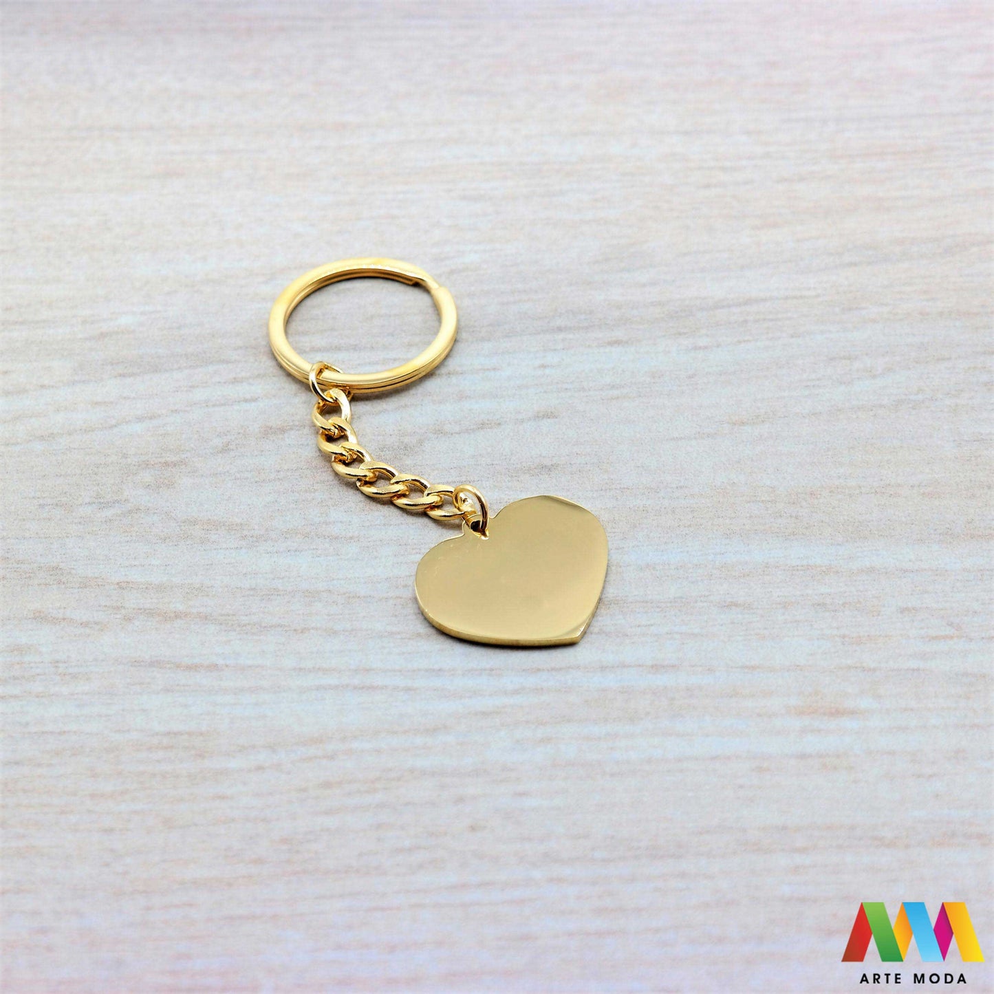 privjesci nehrđajući čelik graviranje personalizacija pokloni suveniri prazni metalni uradi sam za ključeve lasersko personalizirani izrada privjesaka ključ Malo Srce Stvorite uspomene koje traju Naši privjesci za ključeve od čelika su savršeni za graviranje lasersko/ručno Nehrđajući čelik garantira da neće hrđati niti tamnjeti Idealna baza za personalizirane poklone suvenire ili promotivne artikle Odaberite oblik i utisnite svoju posebnu poruku arte moda repromaterijal