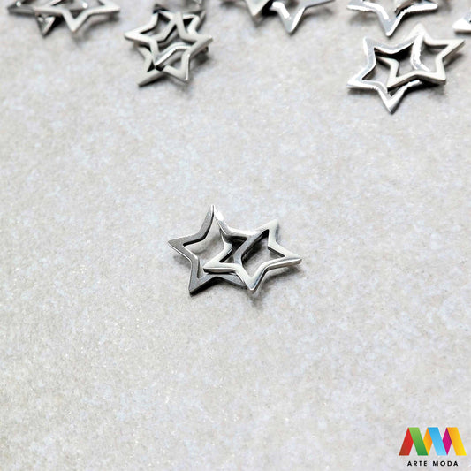 zvijezda privjesak s jednom rupom bez rupe privjesak od čelika privjesak čelik repromaterijal čelični ogrlice ogrlica narukvica narukvice nanožnica nehrđajući privjesci izrađeni od nehrđajućeg čelika 316L koji služe za izradu nakita poput narukvica ili ogrlica najčešće se koriste za nizanje na sajlu gumu flaks i ostale materijale