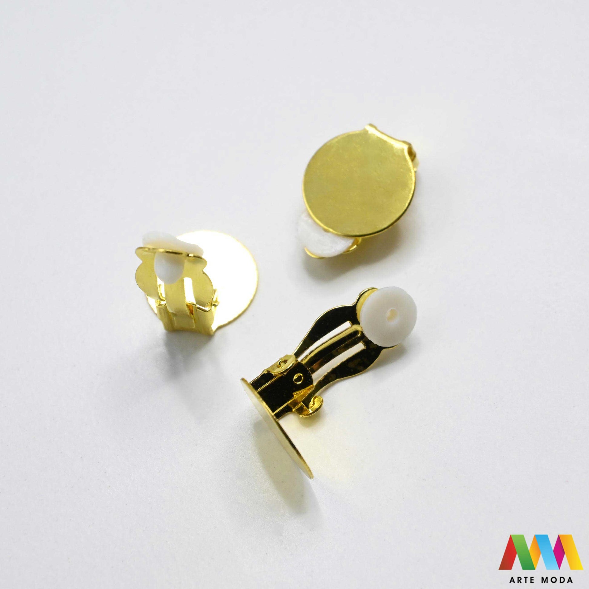 metalne klipse za naušnice baze bez bušenja mehanizam izradu nakita ušiju DIY nakit metalni pribor udobne klips nakit materijal ukrasi pločica lijepljenje komponente klip pločicom uho kukicom kuka Izrađujte naušnice Metalne klipse baze koji nemaju probušene uši ili žele udobnije rješenje za teži nakit Naše baze s pločicama za lijepljenje ili kukicama omogućuju laku personalizaciju perlama i kristalima Osigurajte stil i udobnost uz kvalitetne metalne komponente uradi sam naušnice arte moda repromaterijal