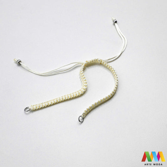 pletene baze za narukvice izrada narukvica DIY nakit podesive konop baze materijal uradi sam ručno rađene makrame podesive plastična kuglica metalna alkica Iskoristite svoju kreativnost uz pletene baze za narukvice izradu nakita baza izrađena je od izdržljivog sintetičkog pletenog konopca metalnim alkicama i podesivim plastičnim kuglicama za savršeno pristajanje Dodajte omiljene perle privjeske ili čvoriće i izradite unikatne i personalizirane narukvice za sebe ili kao poklon arte moda repromaterijal